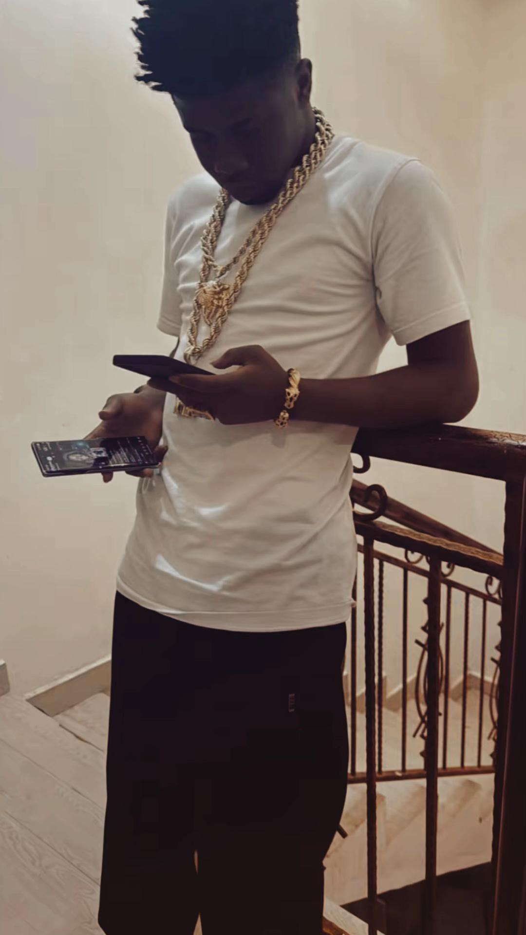 @Mr 🕷️ Chukwuweike