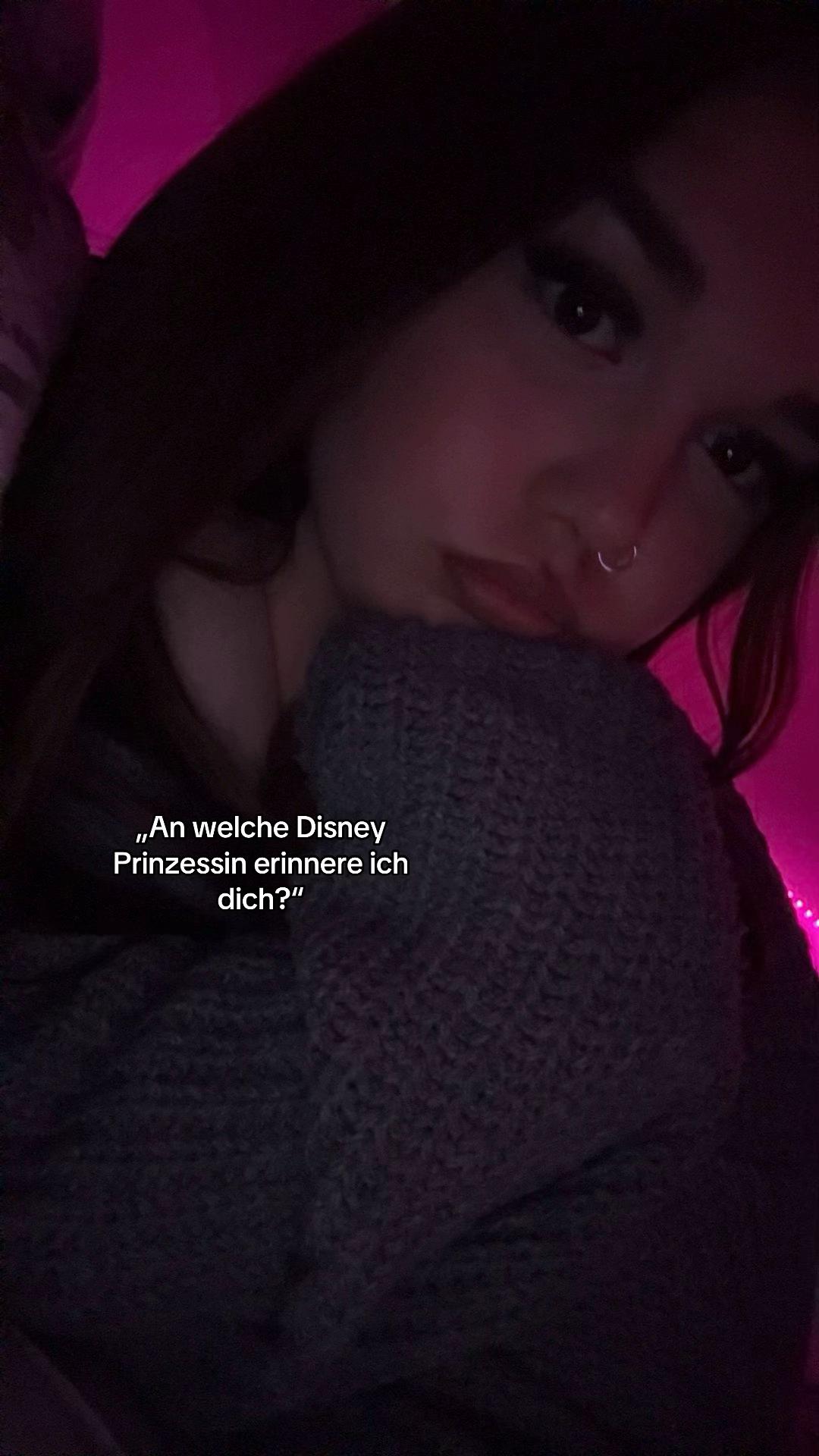 @Joyceee