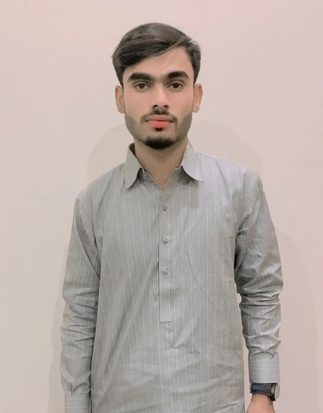 @چوہدری حسنین کاہلوں 🫀