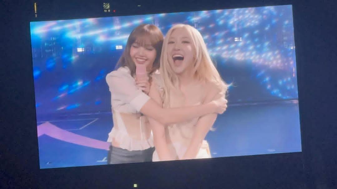 @♡☆𝐉𝐉𝐋𝐑☆♡☆♡☆𝐁𝐋𝐈𝐍𝐊☆♡