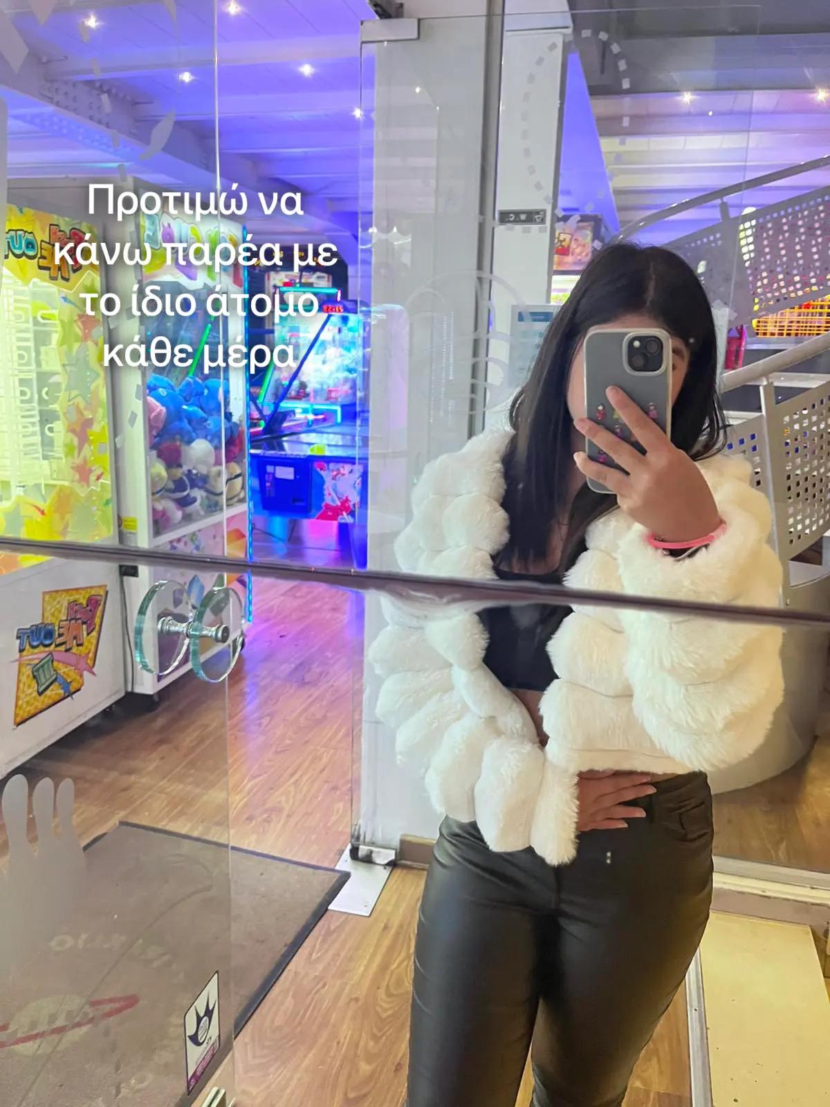 @ℳ𝒶𝓇𝒾𝒶_ℒℴ𝓊𝓁𝒶𝓀𝒾