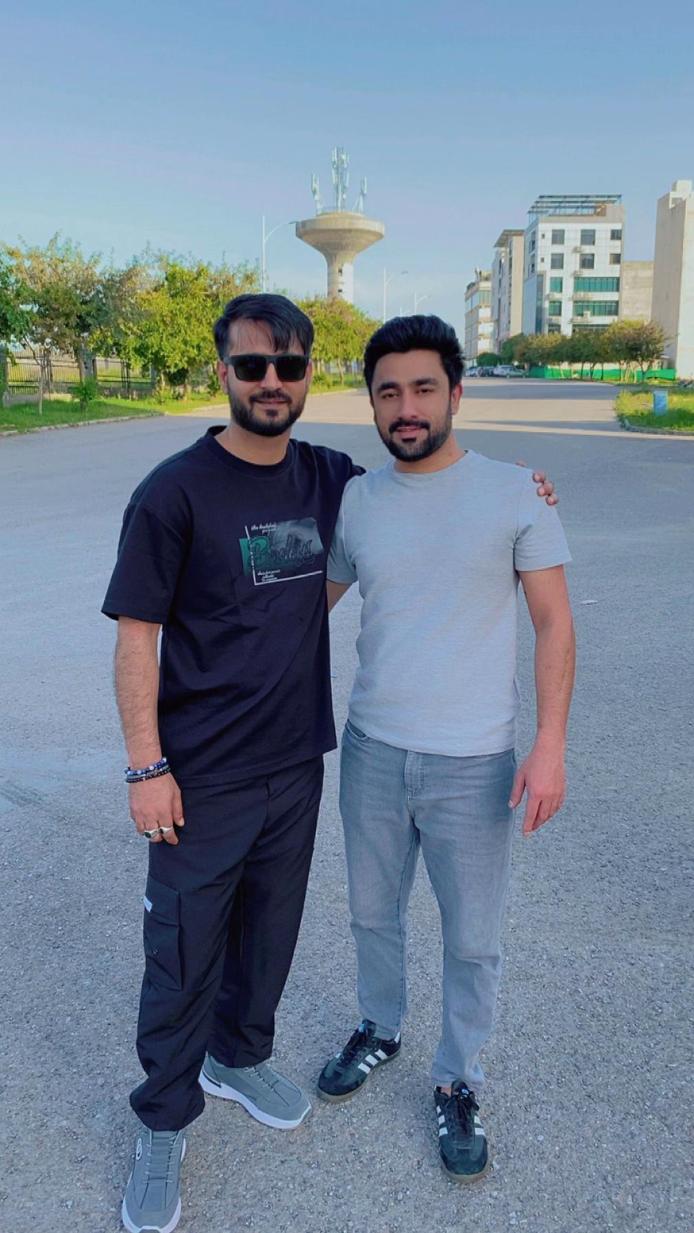 @Ak Tanoli 🦅