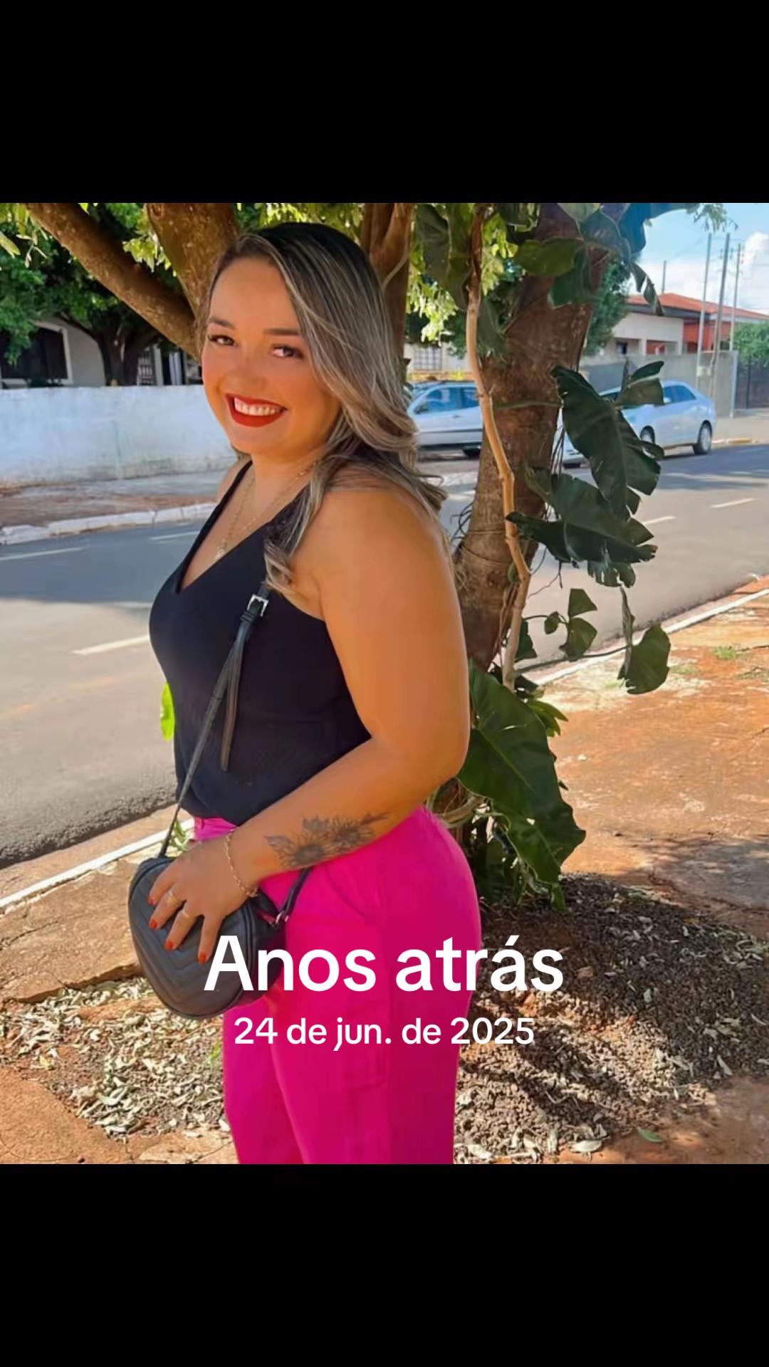 @Vanessa Vanessa R835
