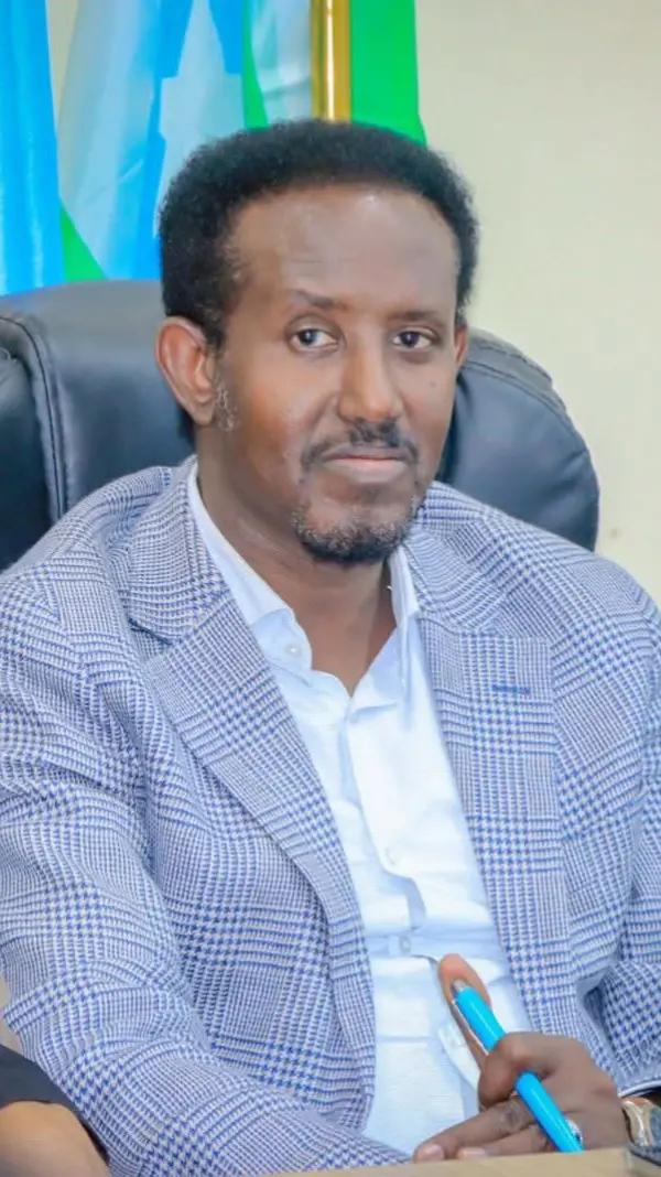 @Hon Abdirizak Xagaa
