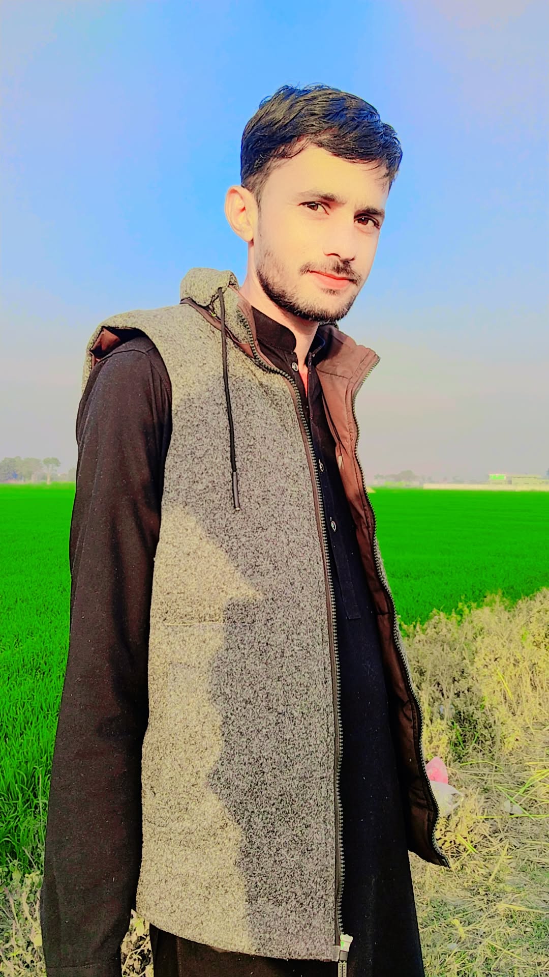 @🫰Yara👬da🫣swag 😎,