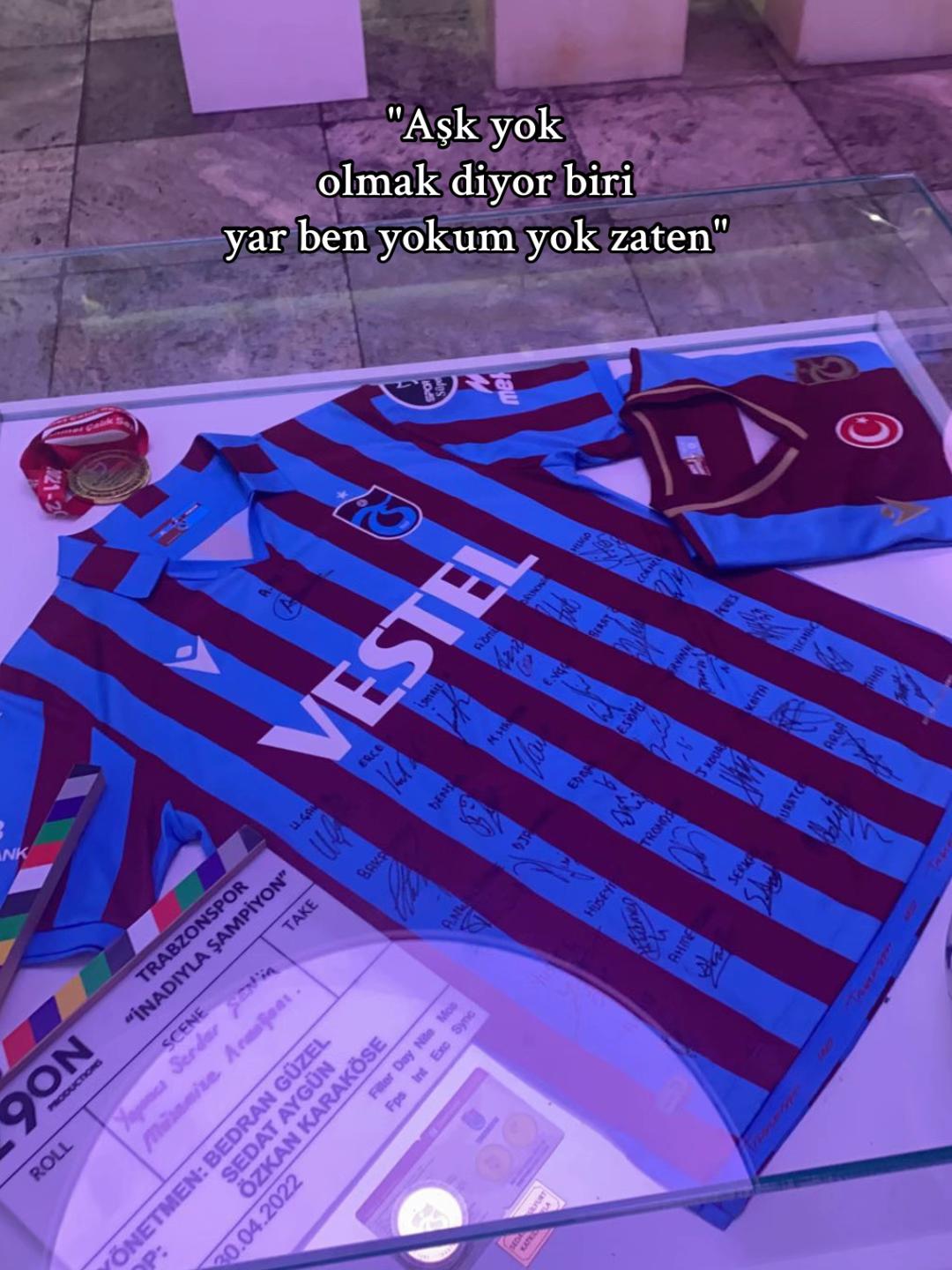 @𝟏𝟏★