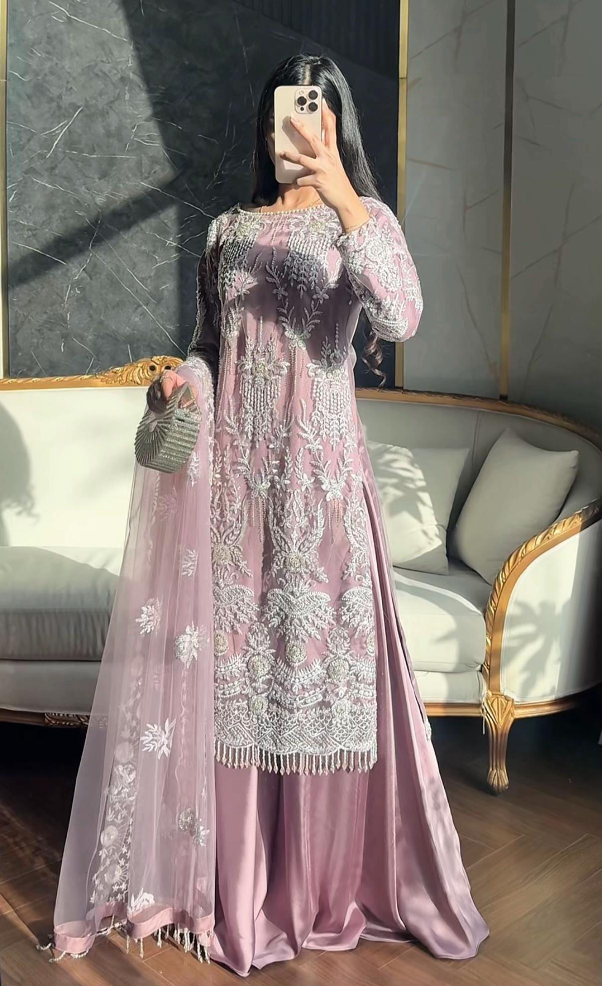 @aiesh.collectionuk