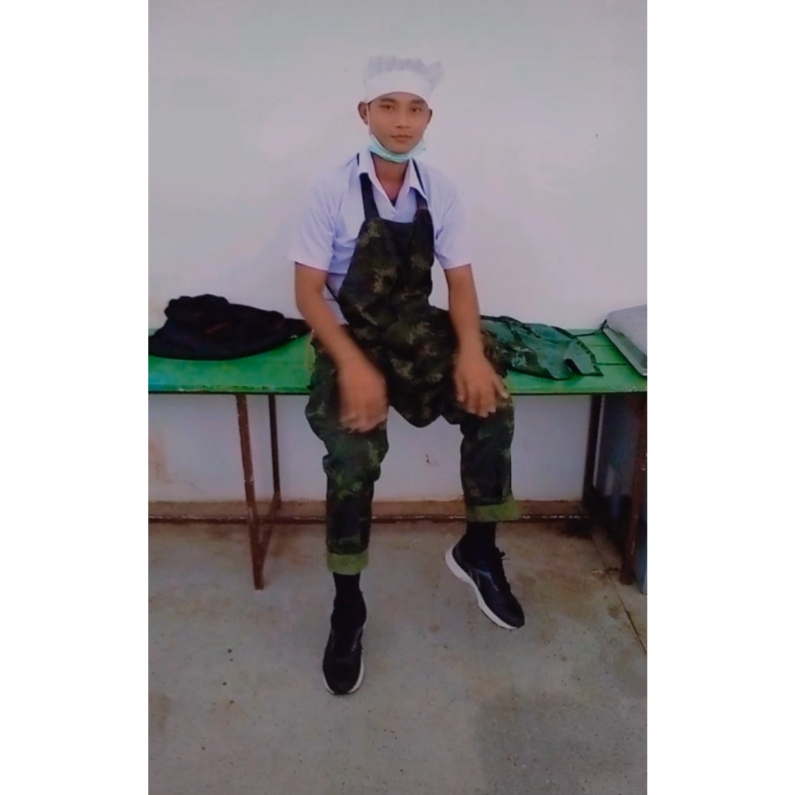 @Zxcvbnm