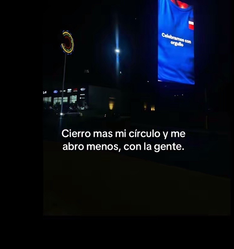 @Xoxo_daileni