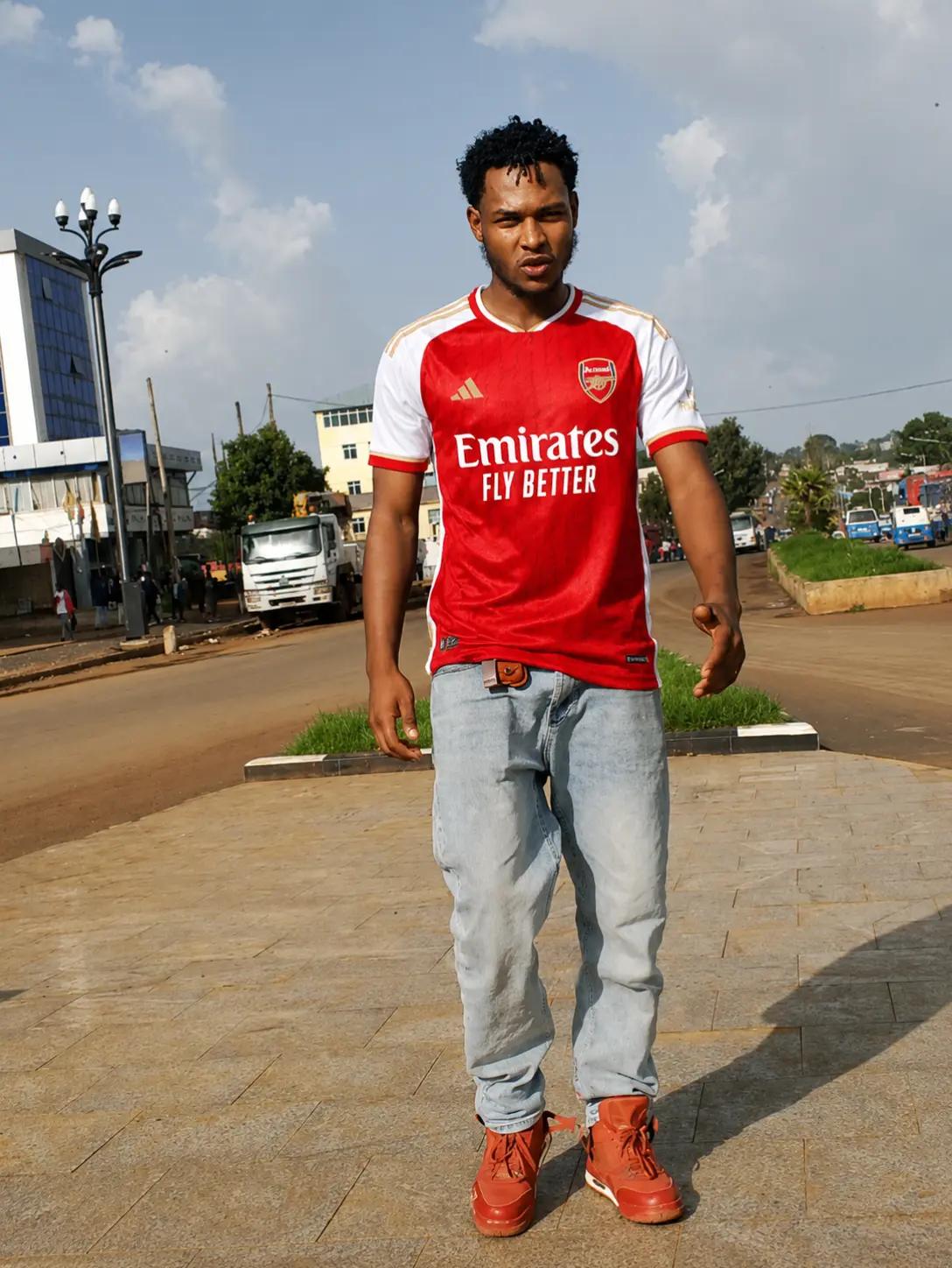 @Saka man
