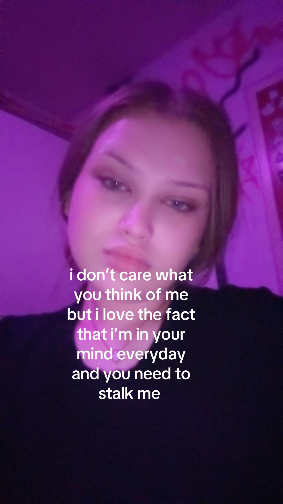 @maybealittebitemo