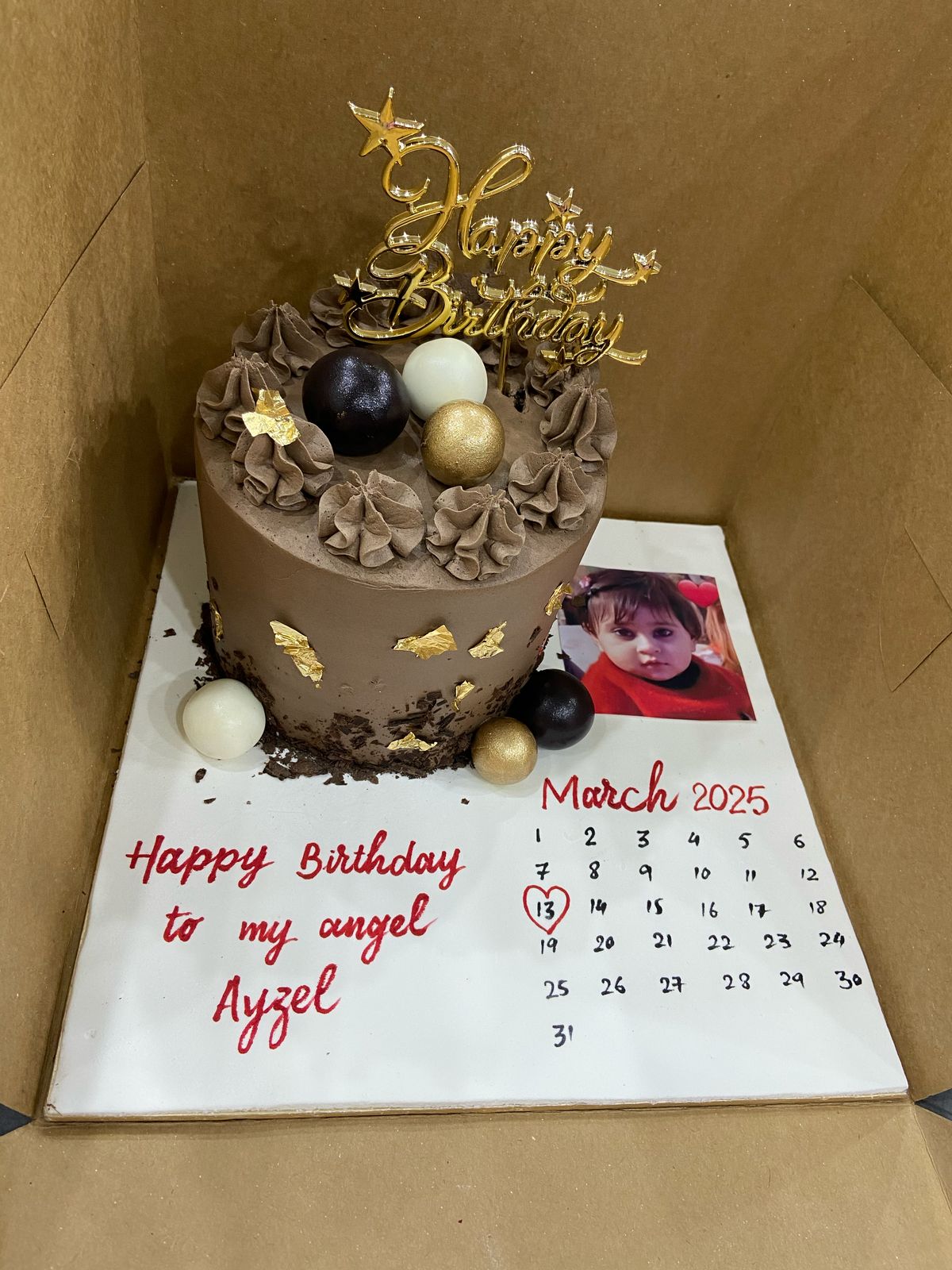 @Customize Designer Cakes LHR