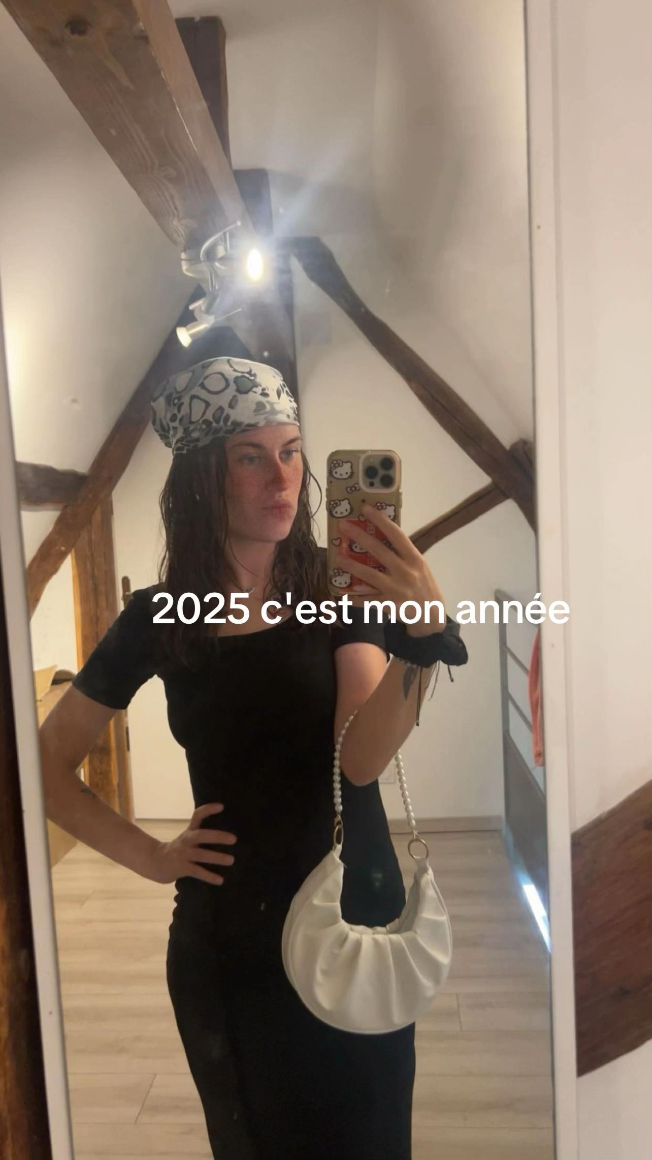 @𝐸𝓋𝒶 🧚🏼♀️