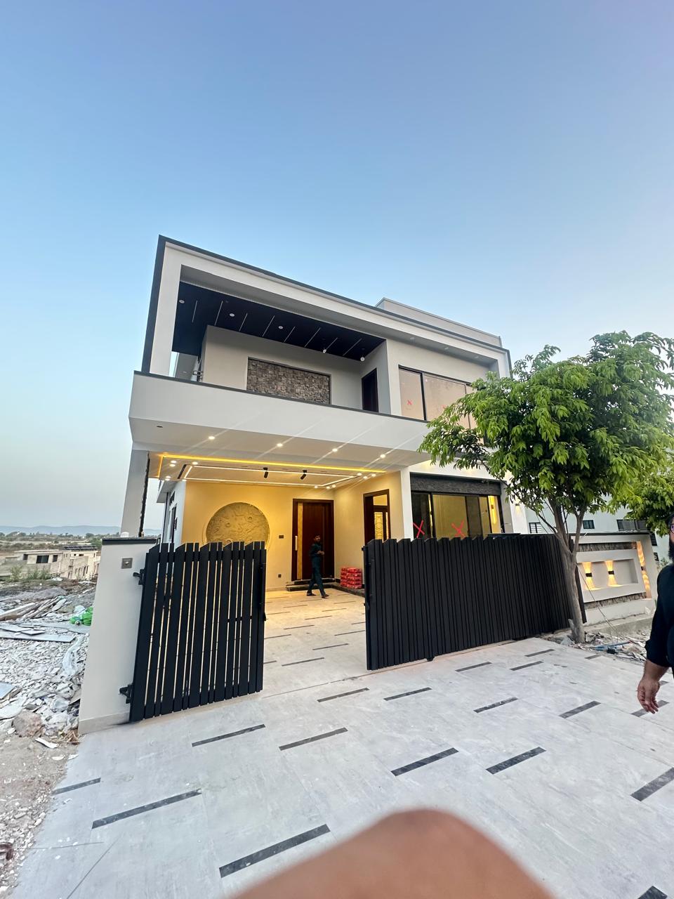 @Shafi Real Estate