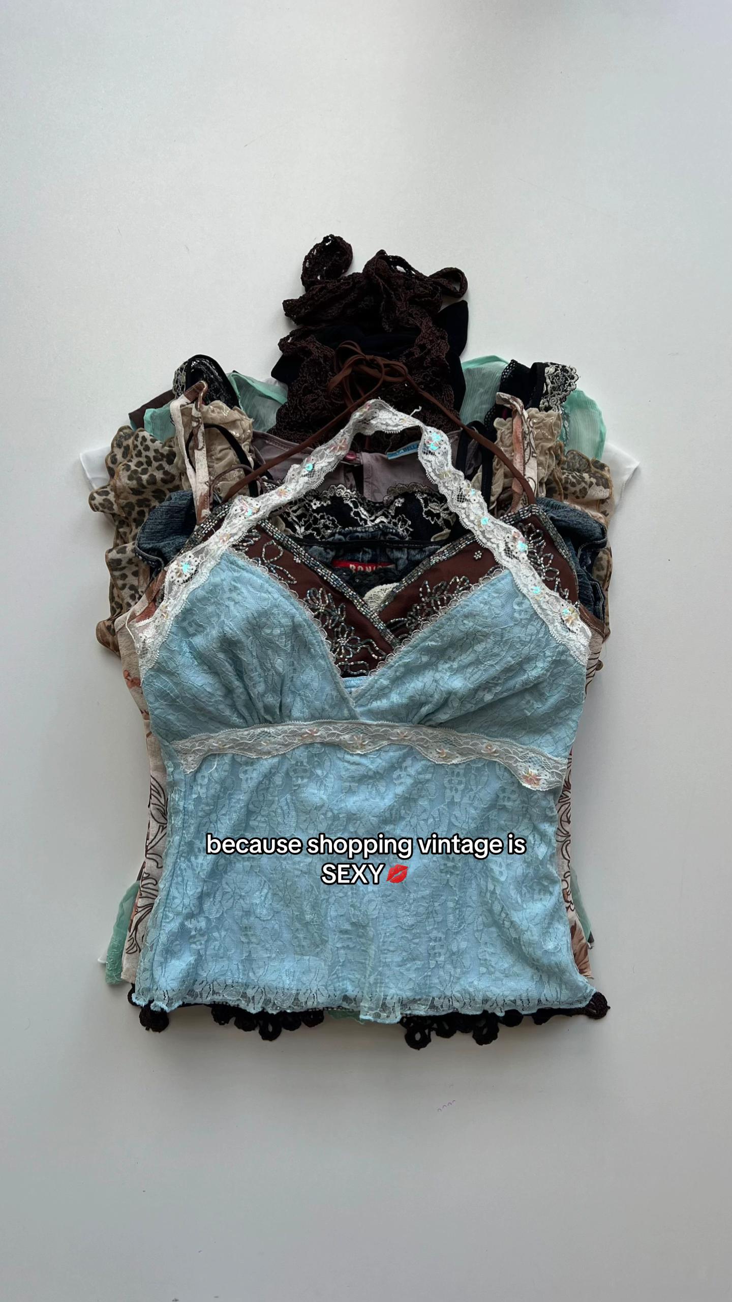 @KittyLoveVintage