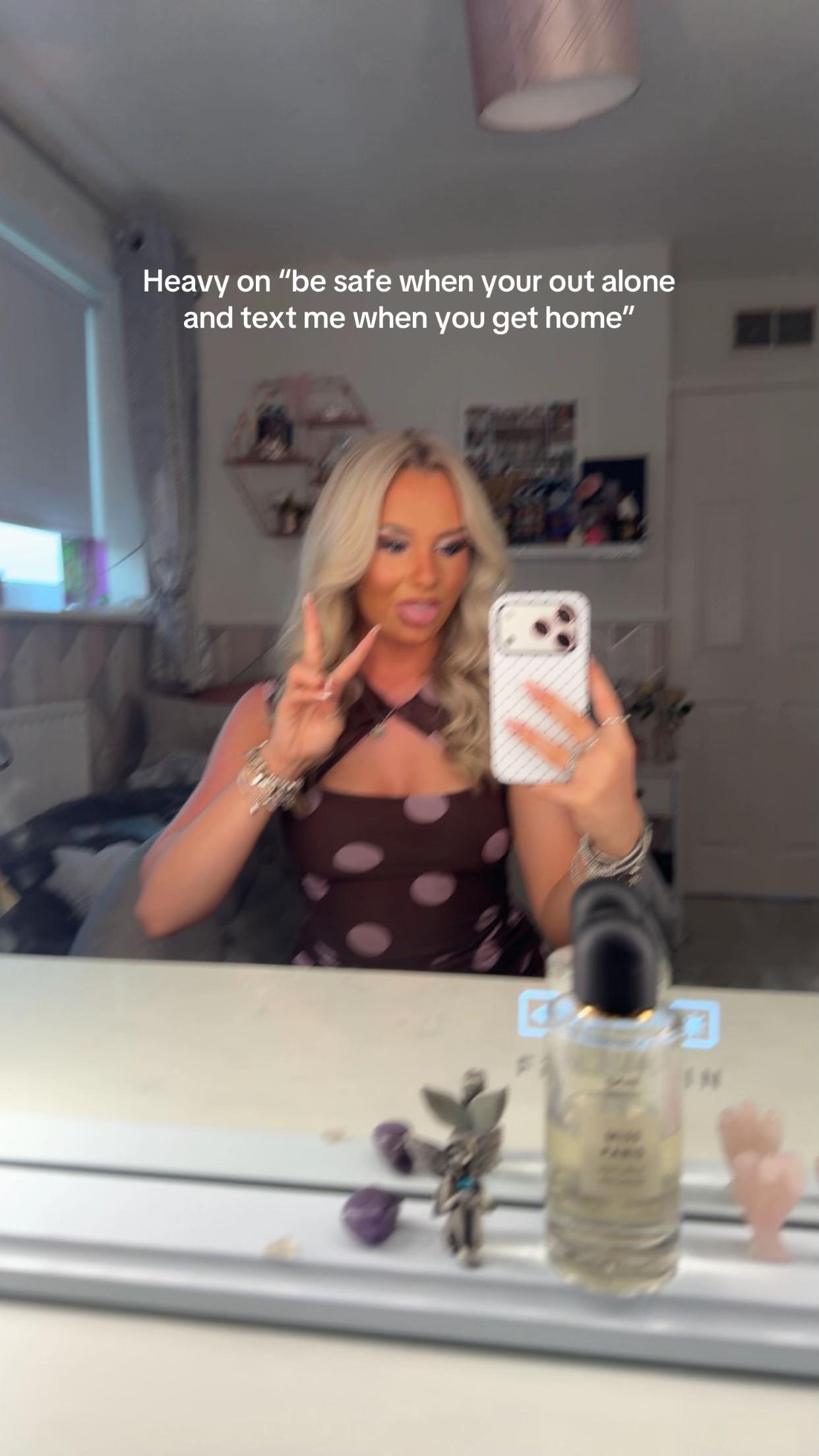 @EmmaMofficial