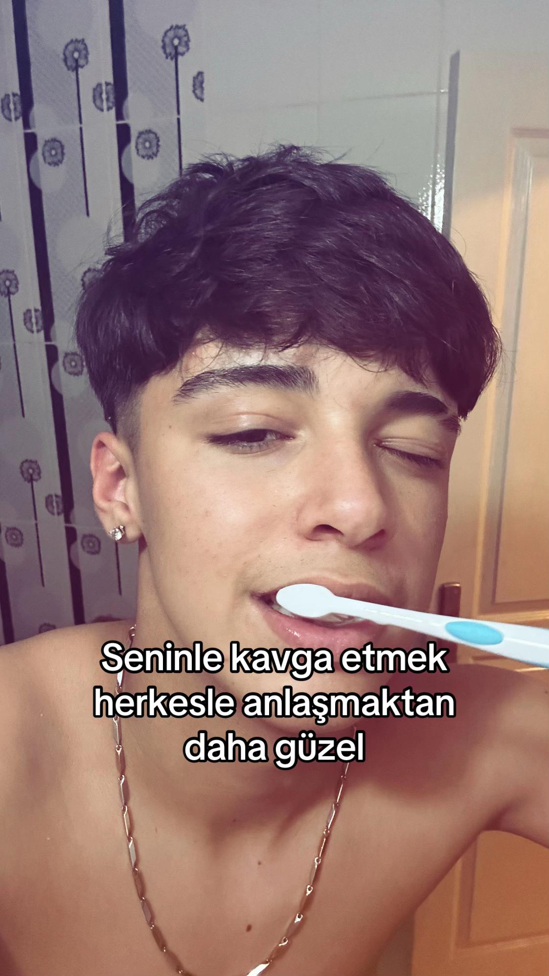 @ozdemırr