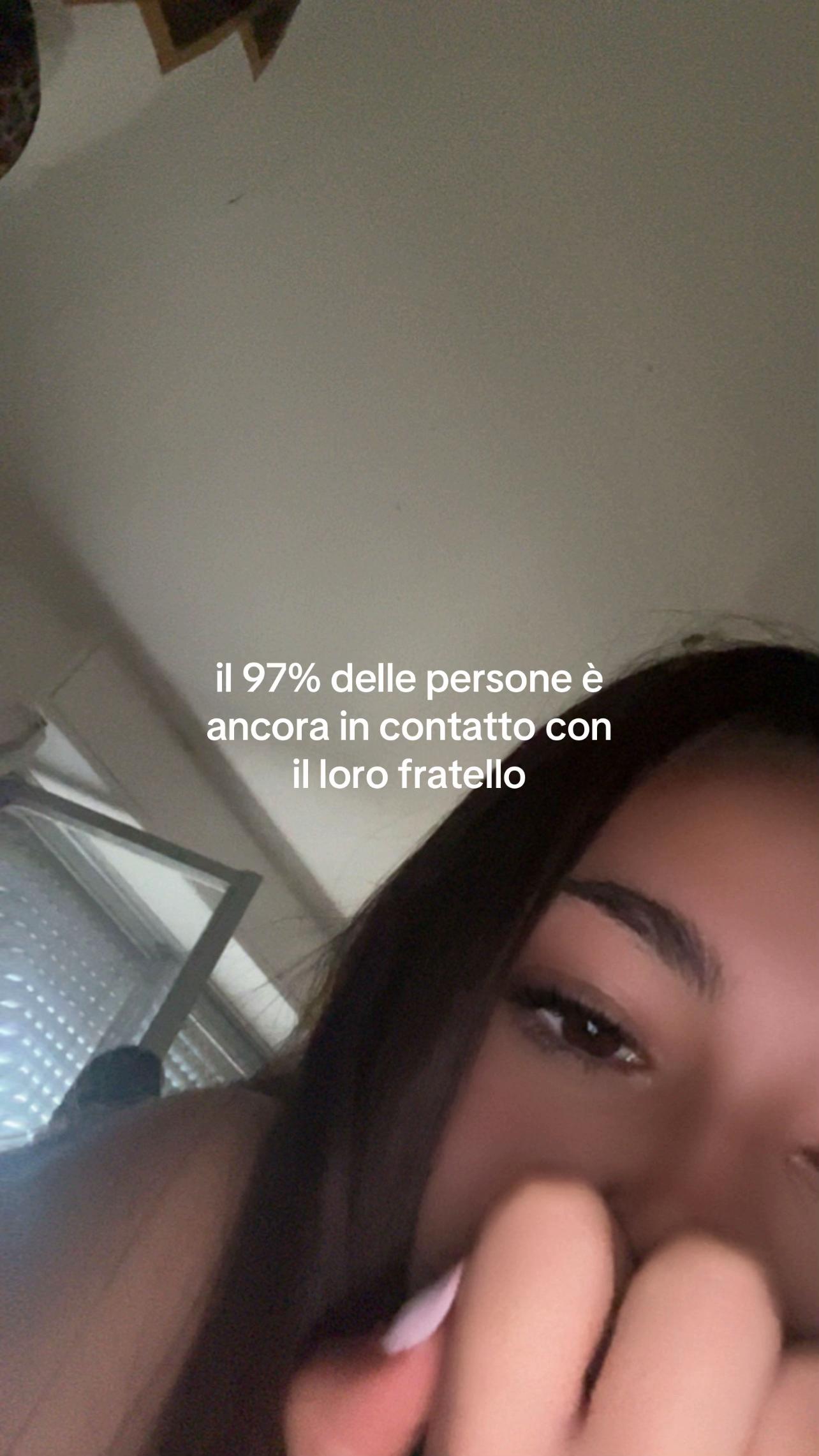 @👧🏻