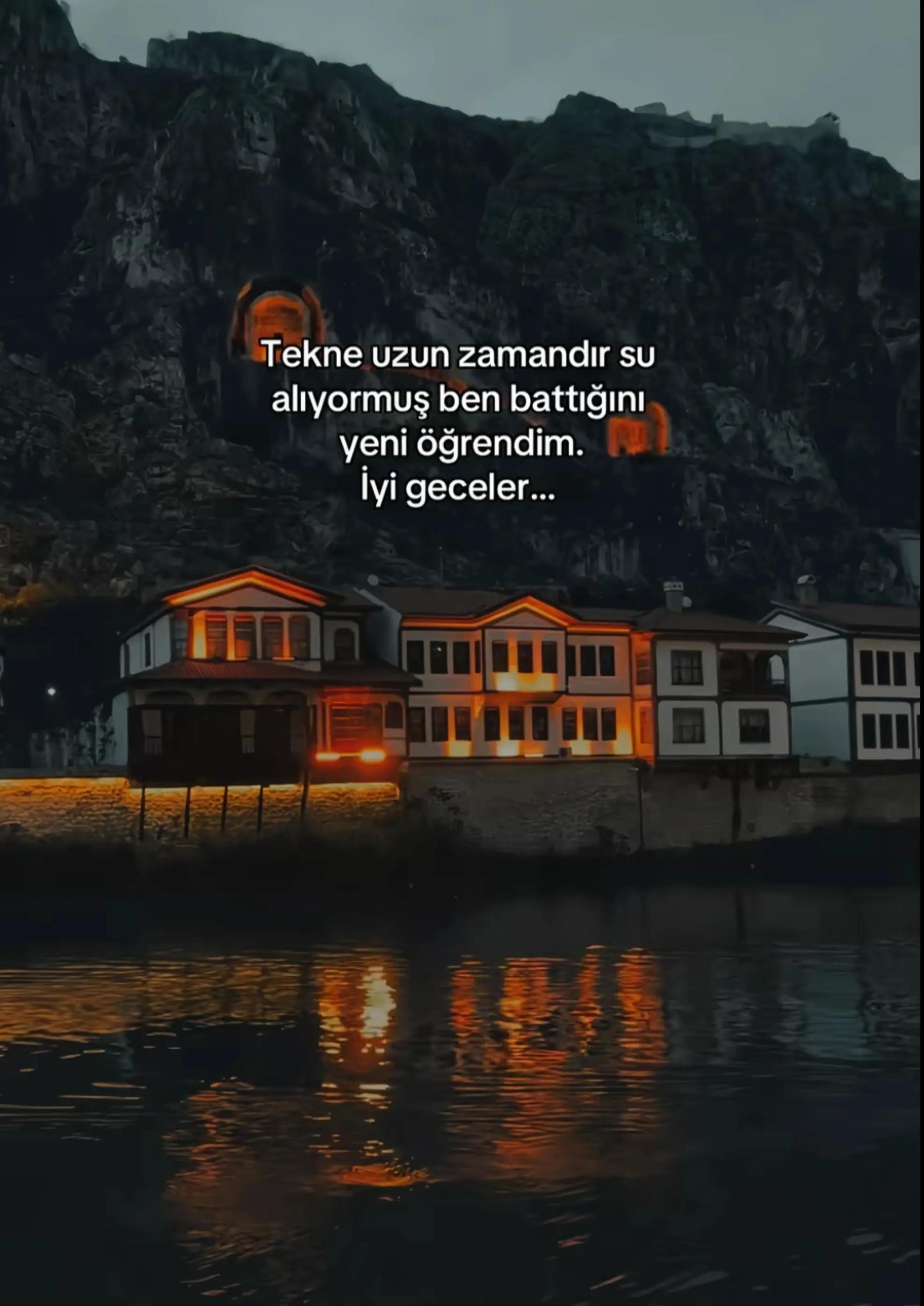 @⚕️FªRƘ ƐĐĘṚMÎ⚕️