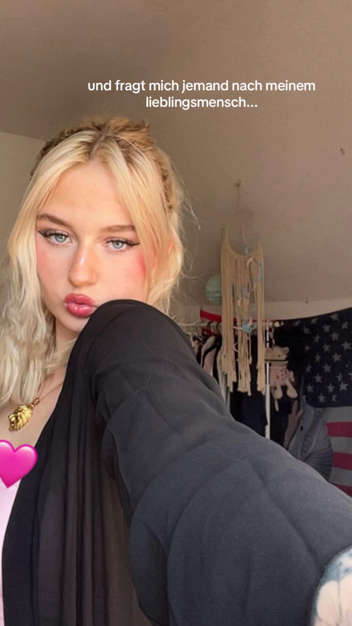 @Oliwka 🦢🥀✨👸🏼