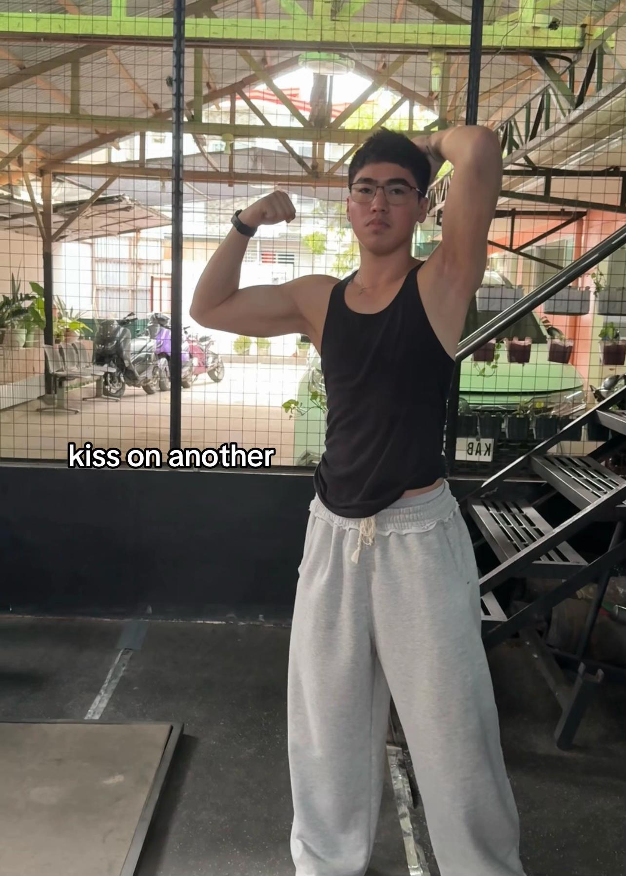@rj