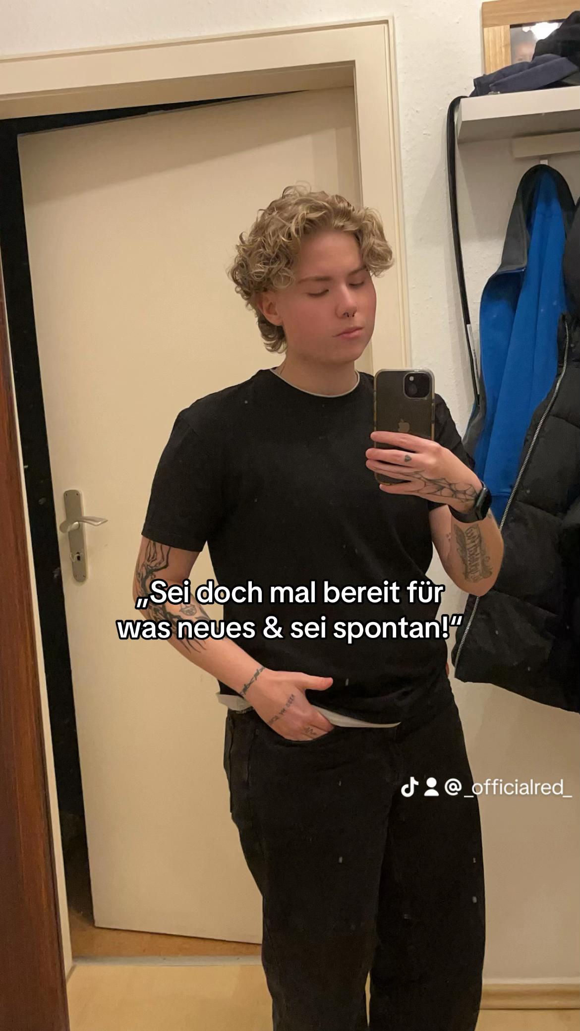 @Charly🧚♀️