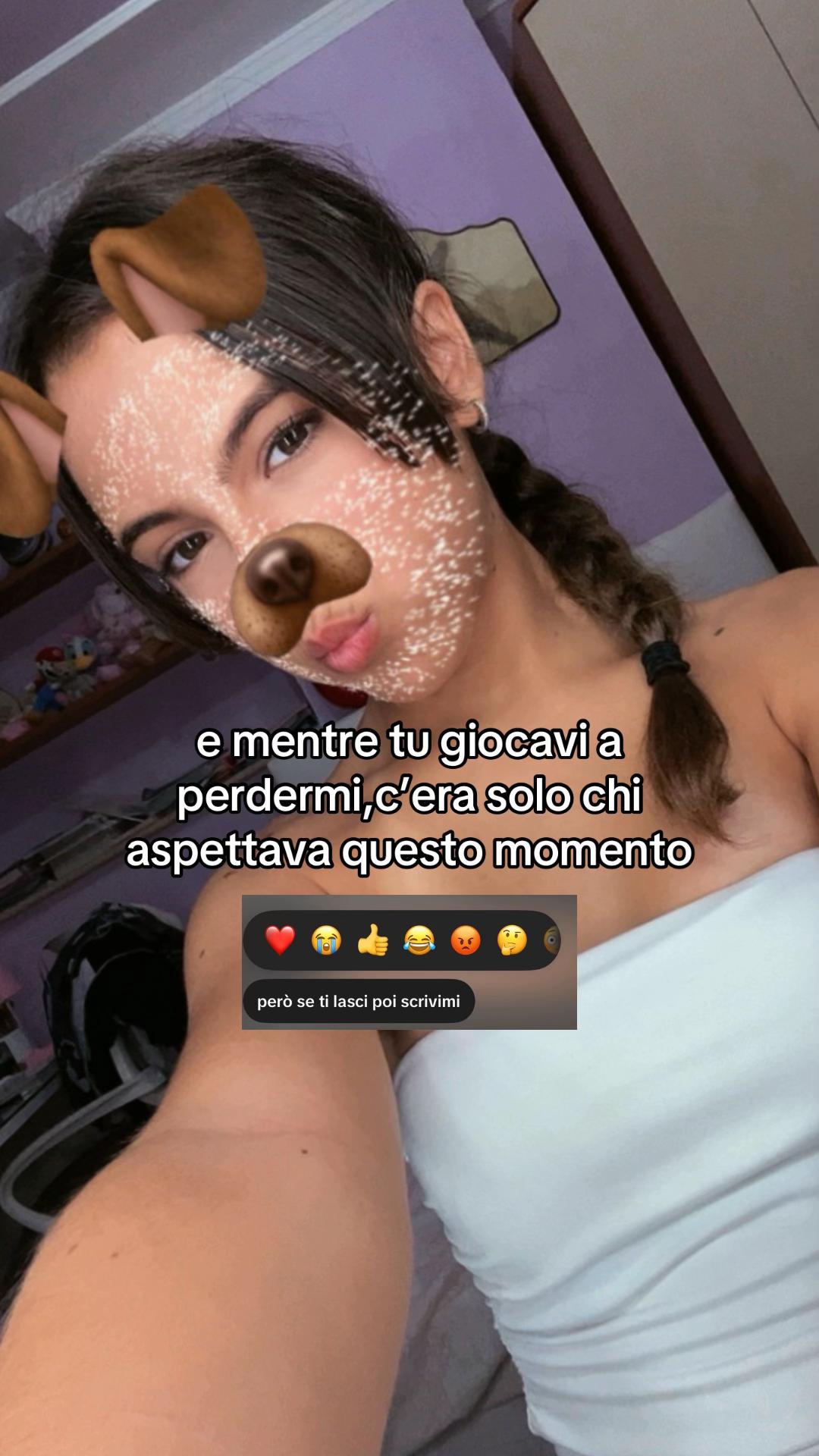 @𝟐𝟐