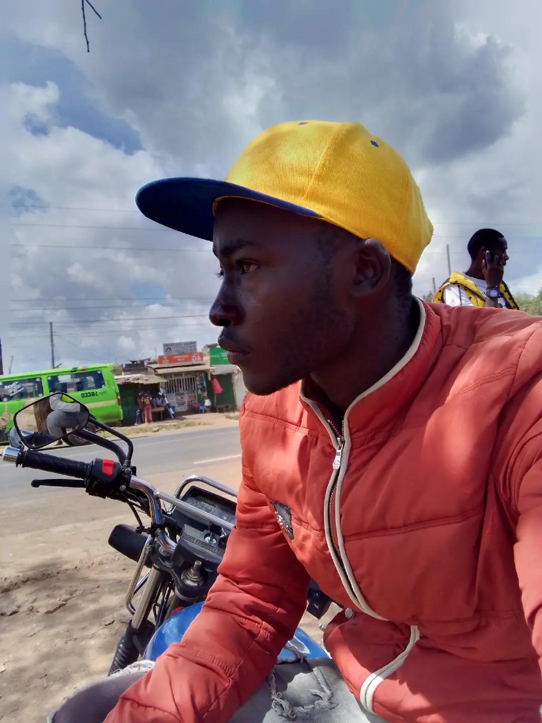 @WAWERU SIMON