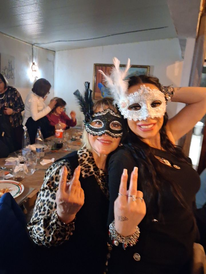 @Tania-17