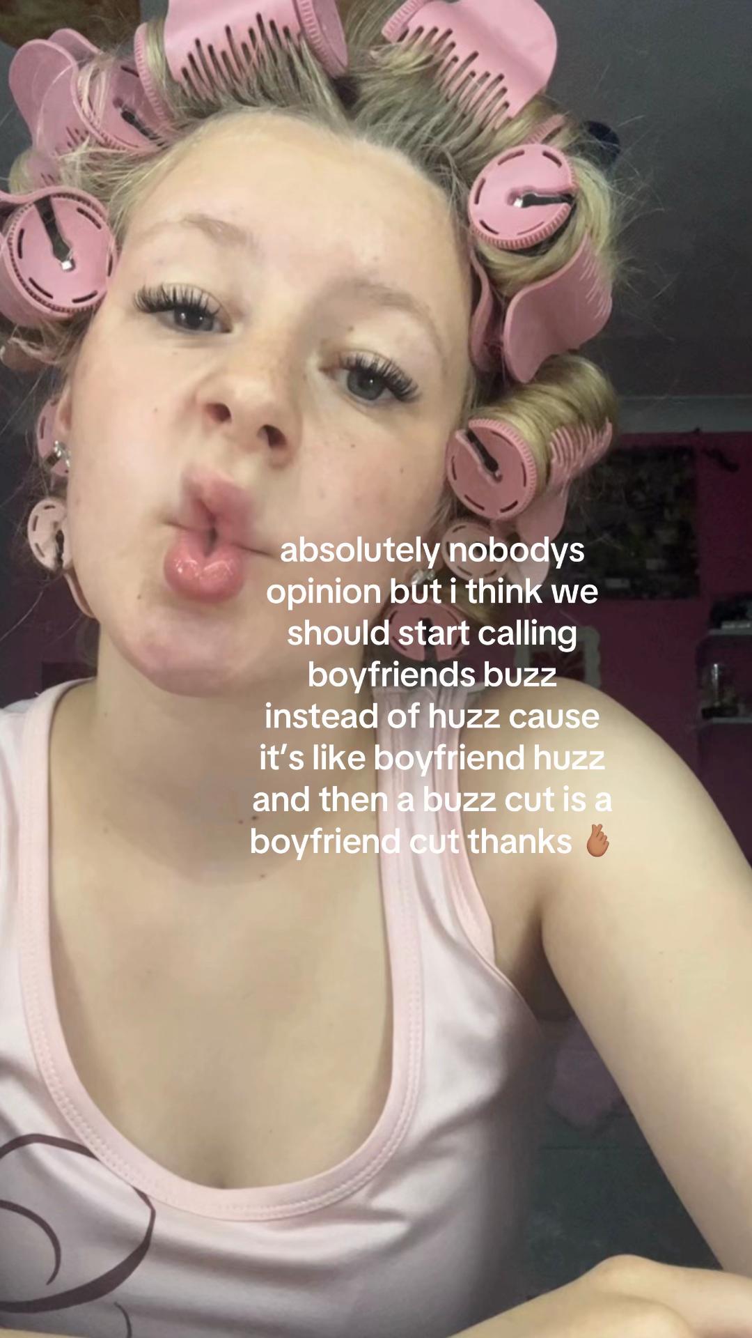 @ℰ