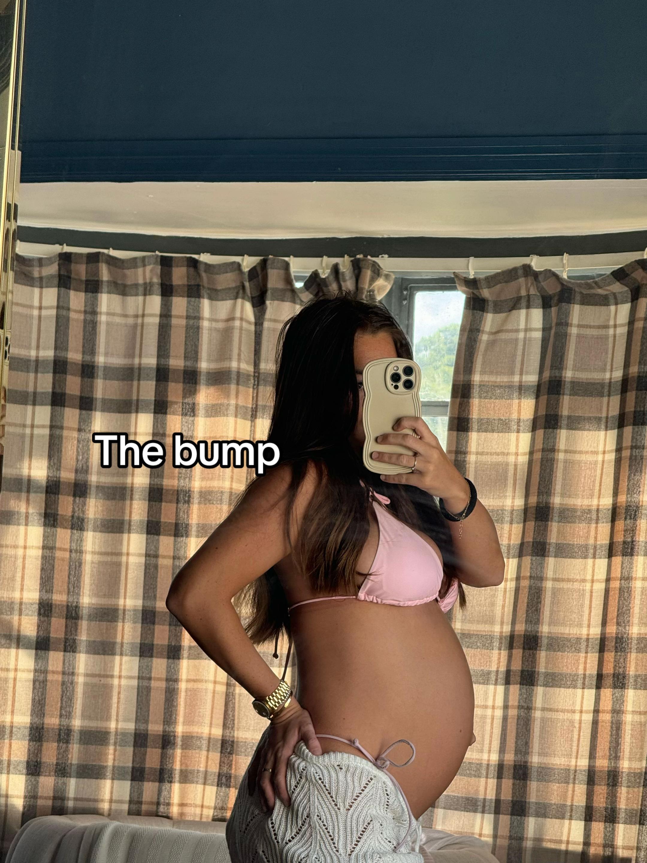 @isobelsimmmons