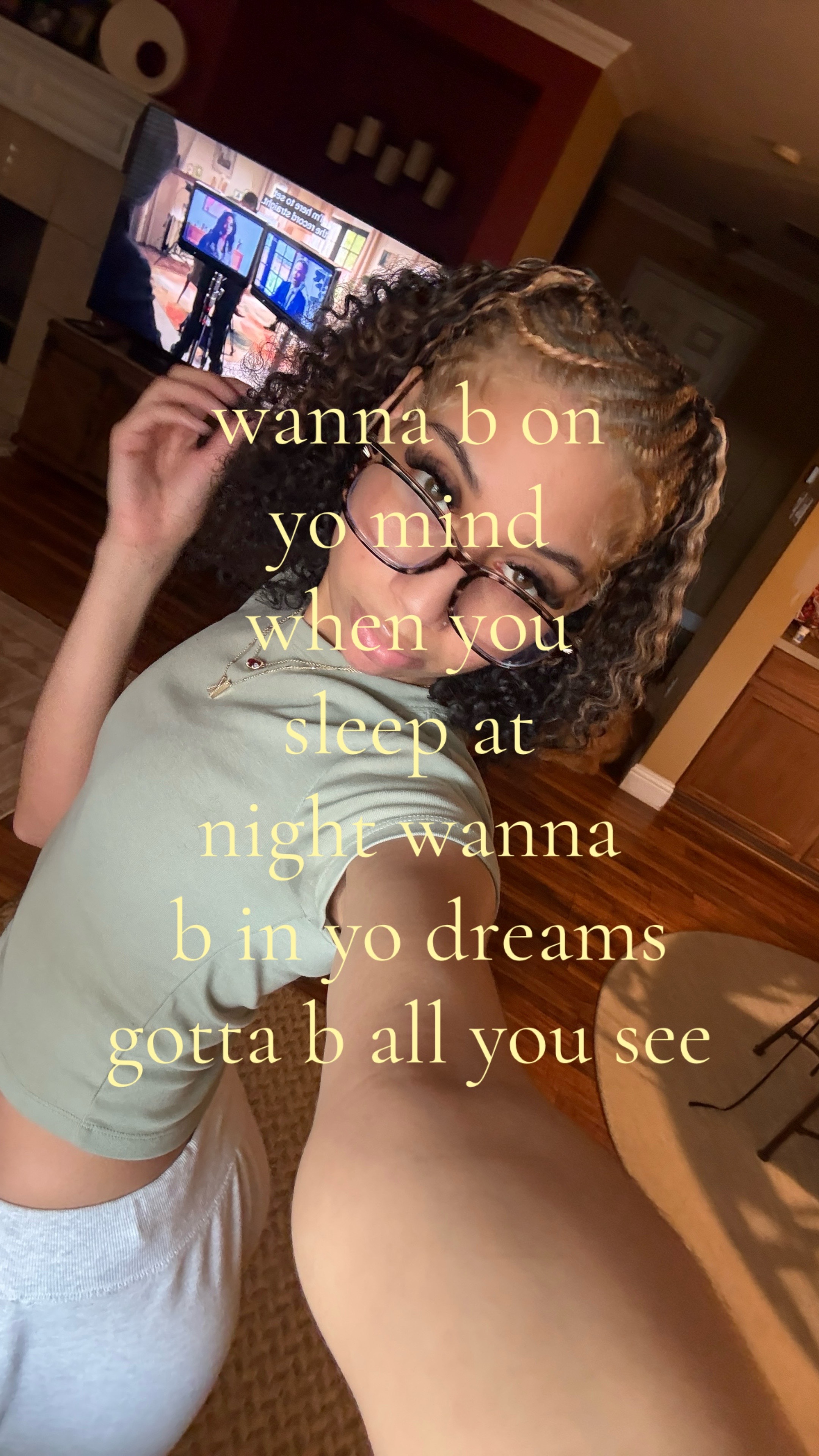 @2sexy2careeeee