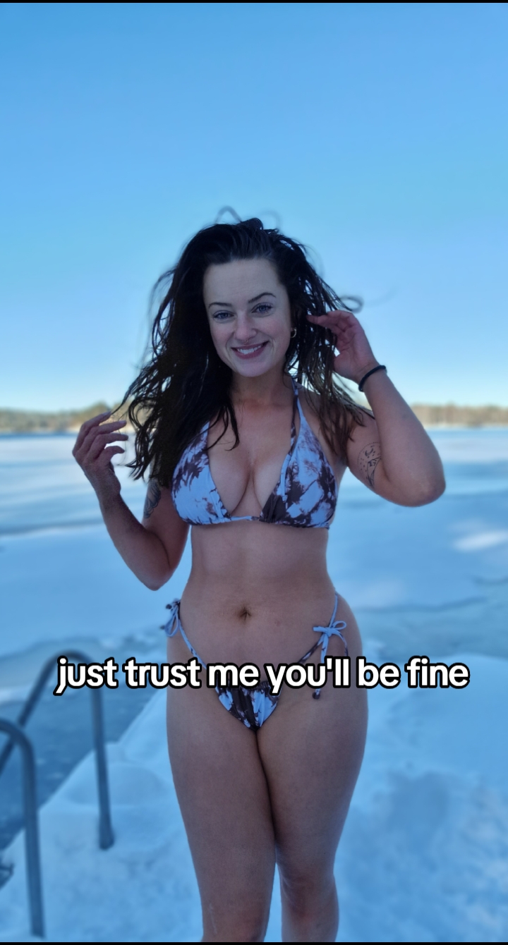 @hot girl meg