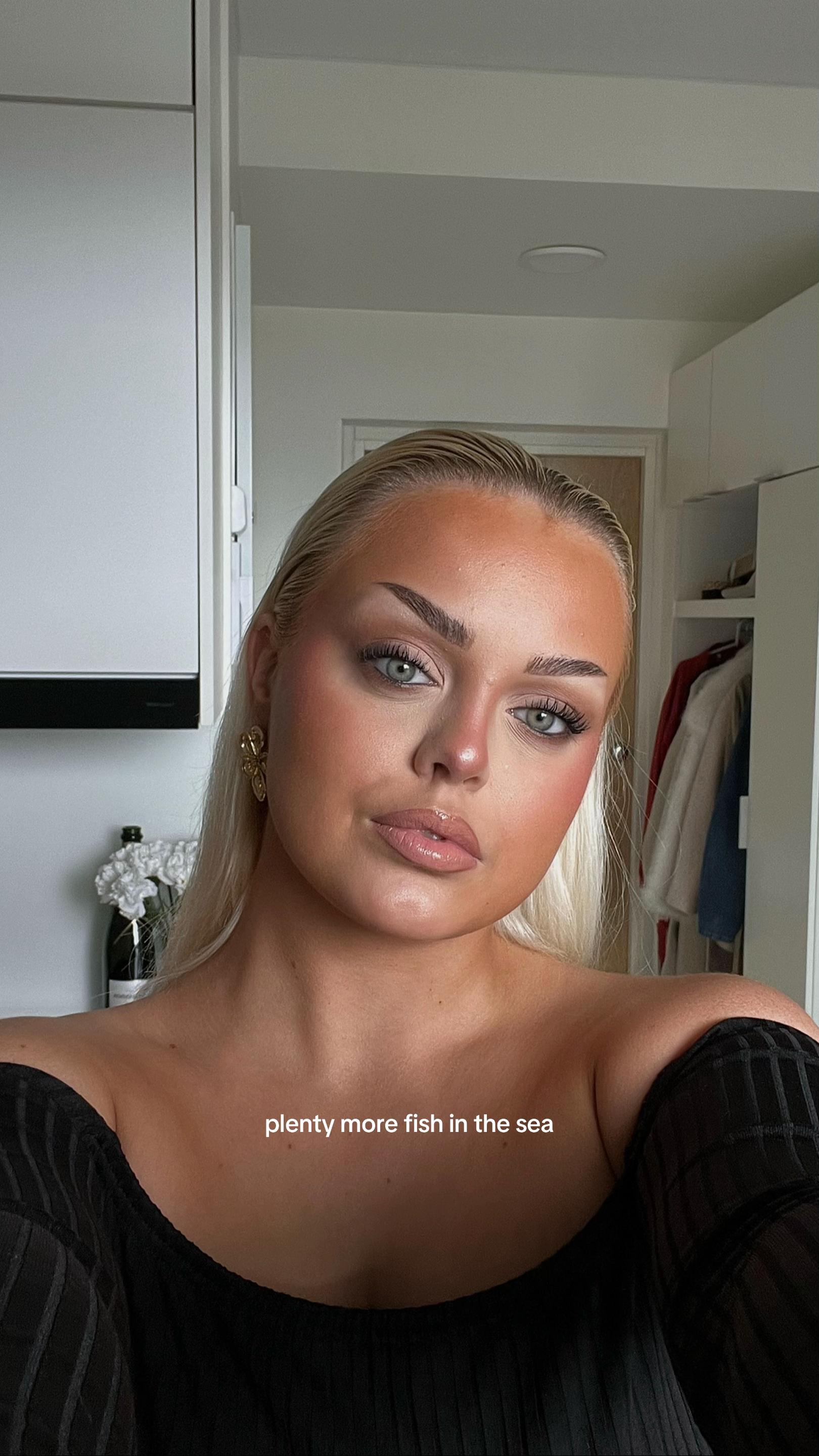 @Anni Oinas | ig @annioinas 💋