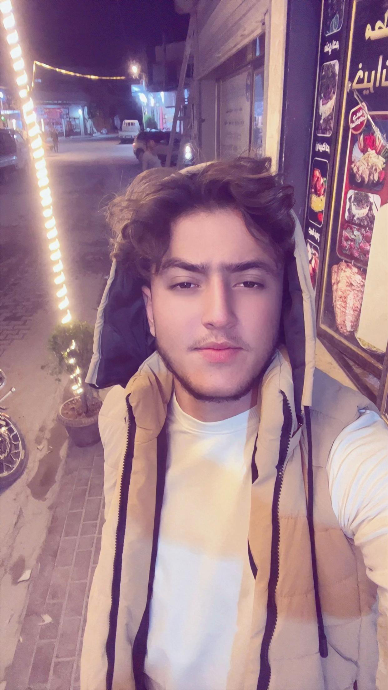 @𓃠𓆩عبود🍂🥀𓆪𓃠