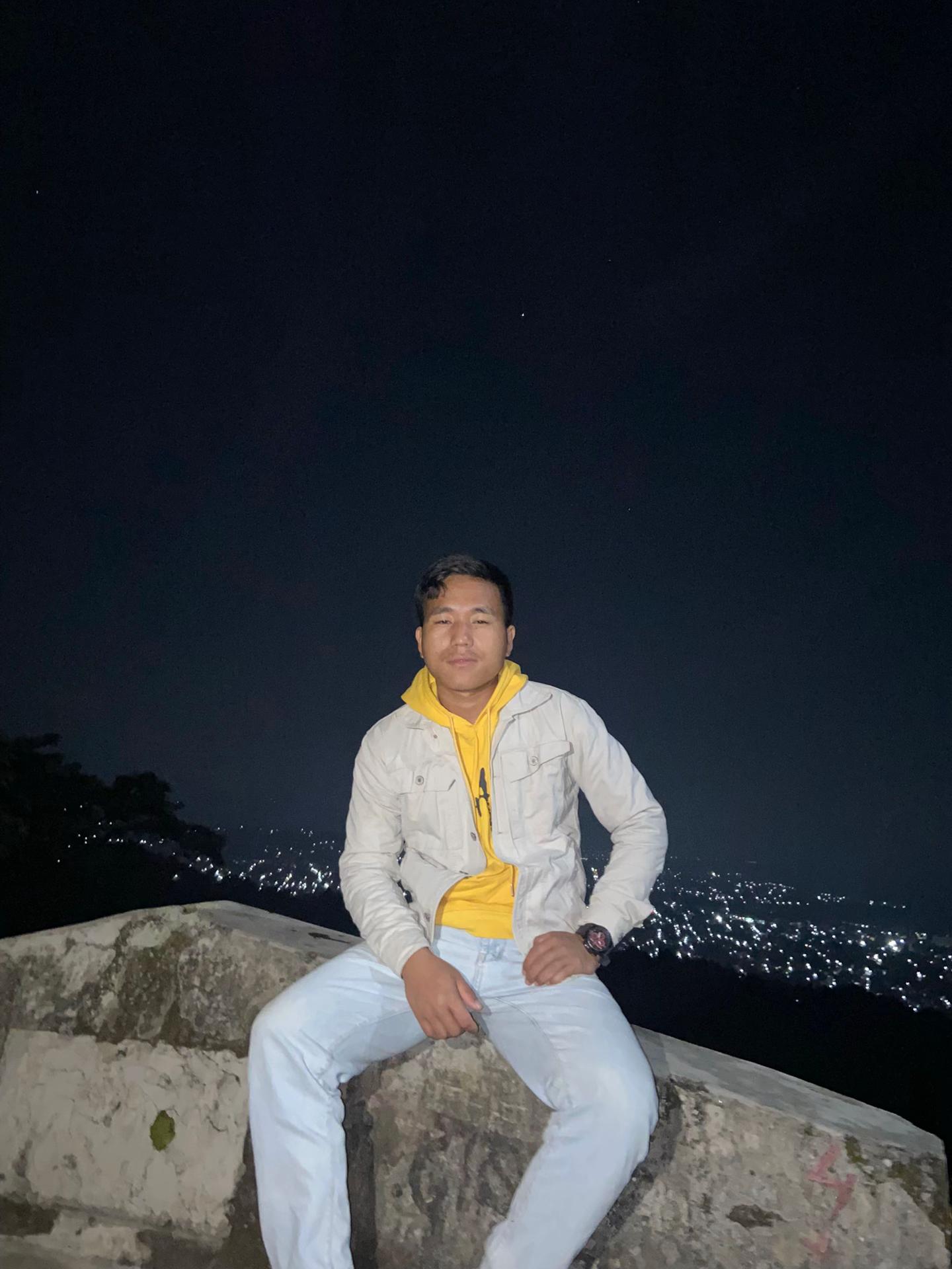 @NAMNU HANG🌼