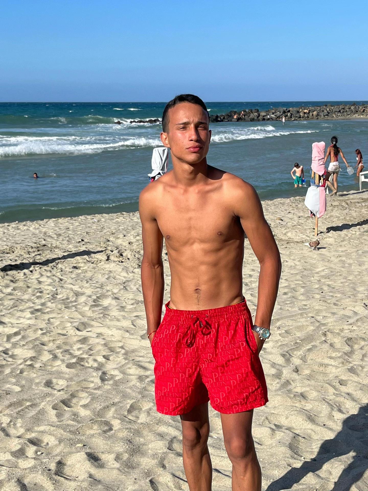 @DANI GS 🥷🏽🐉