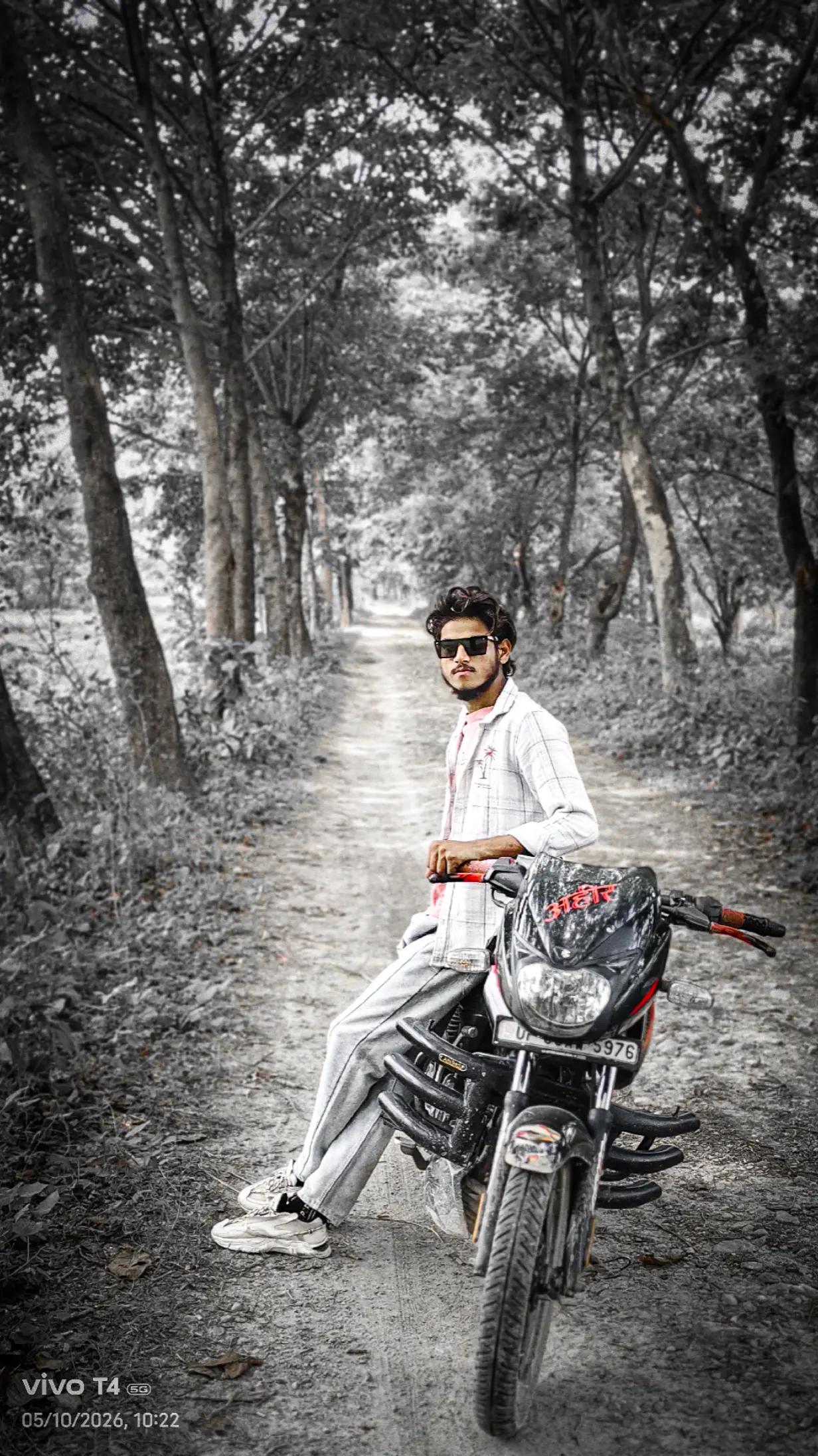 @👑 ..........य@दव..........👑