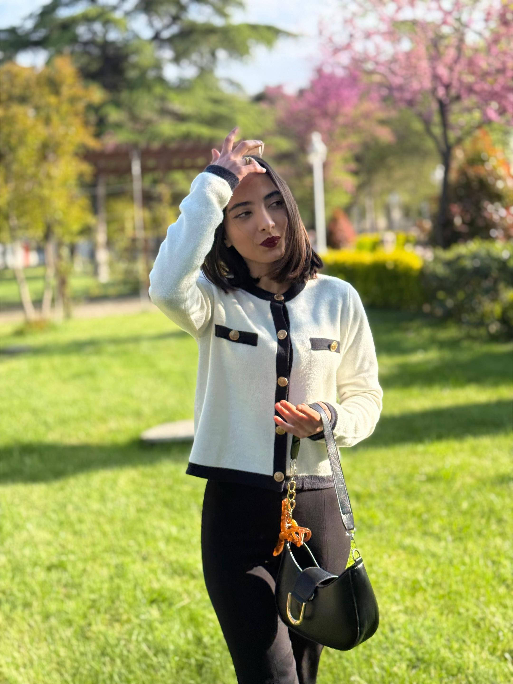 @Mariam Toloraia