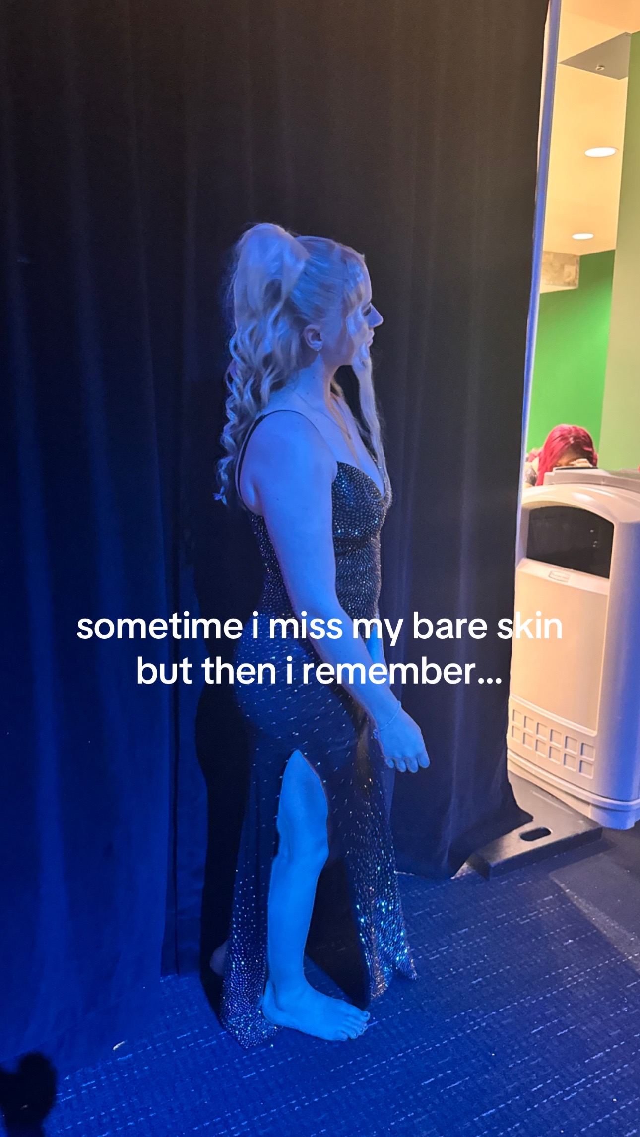 @👽