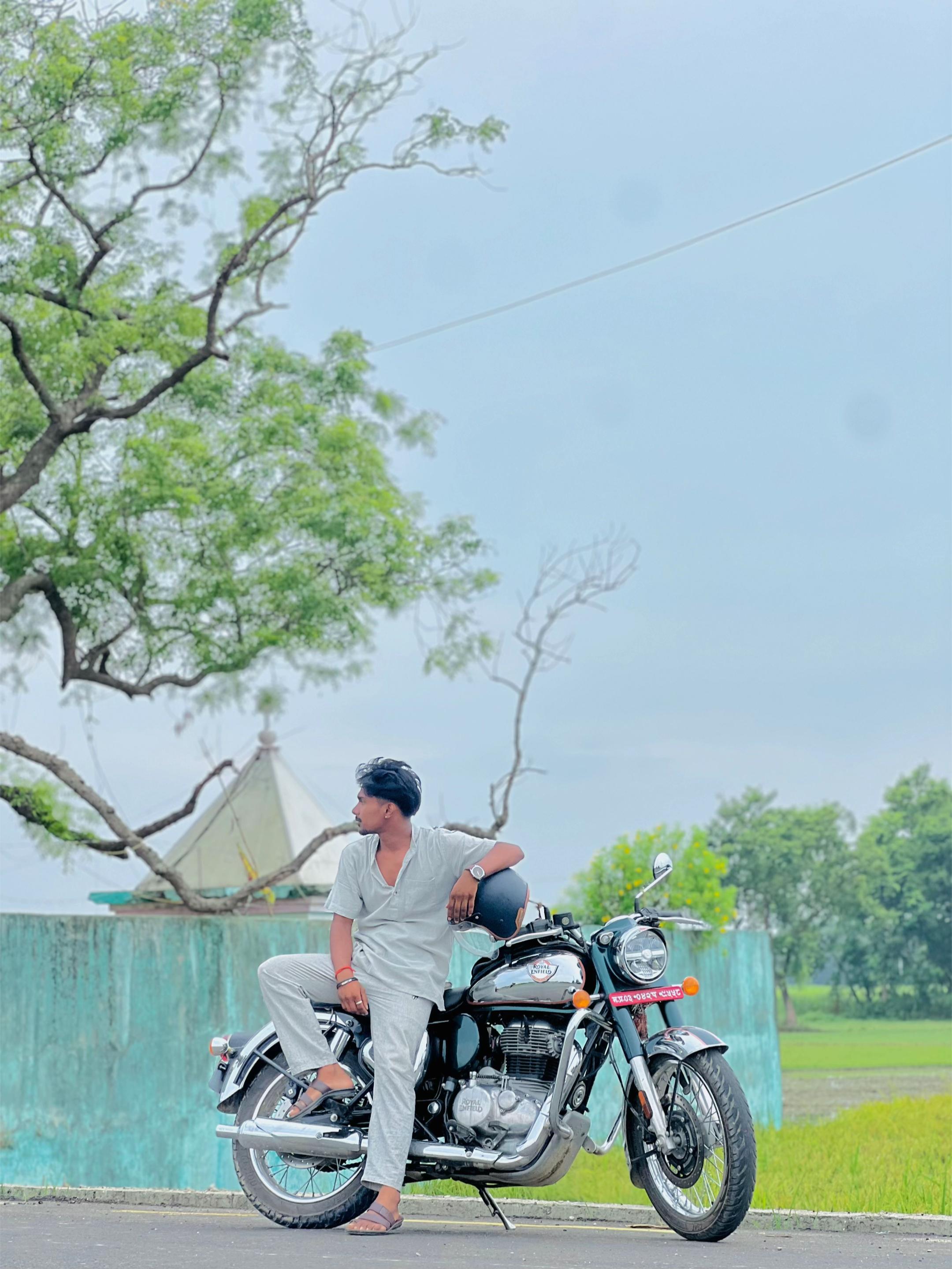 @RAJESH♟️BOOS🔱