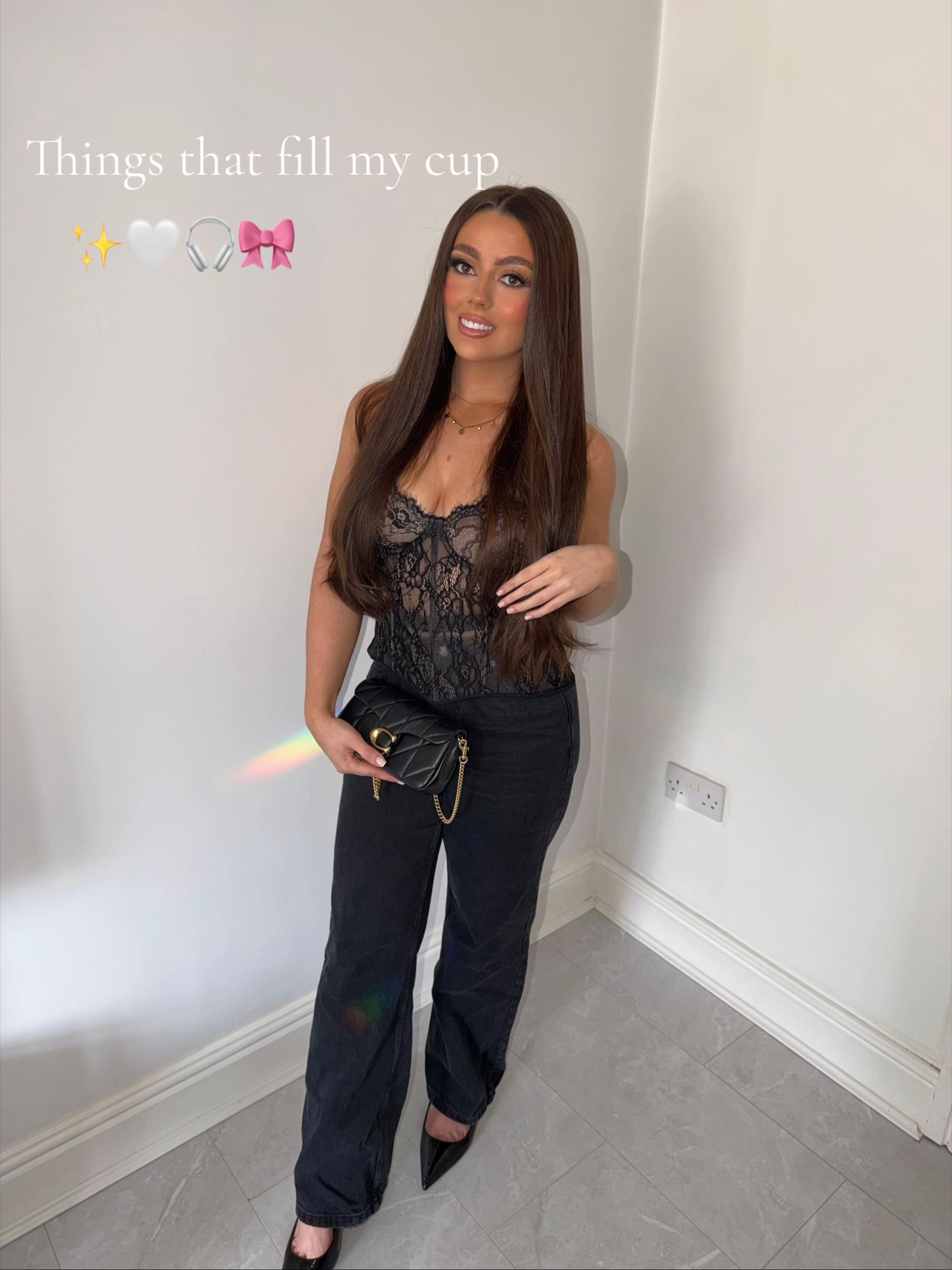 @Leah Holland 🎀🍒