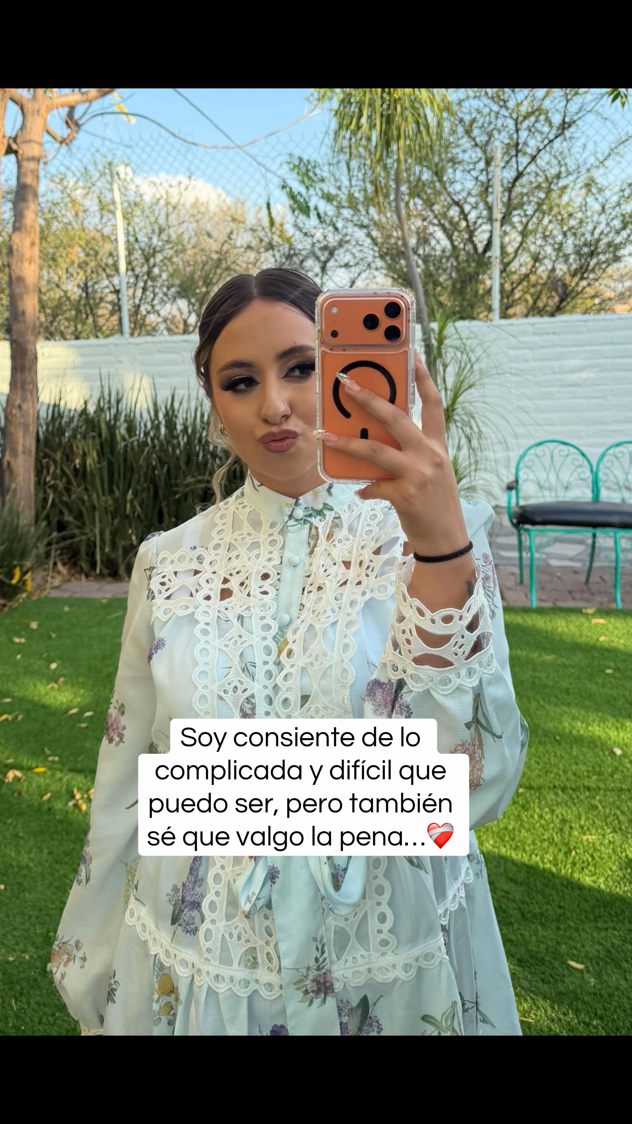 @Valeria🦋