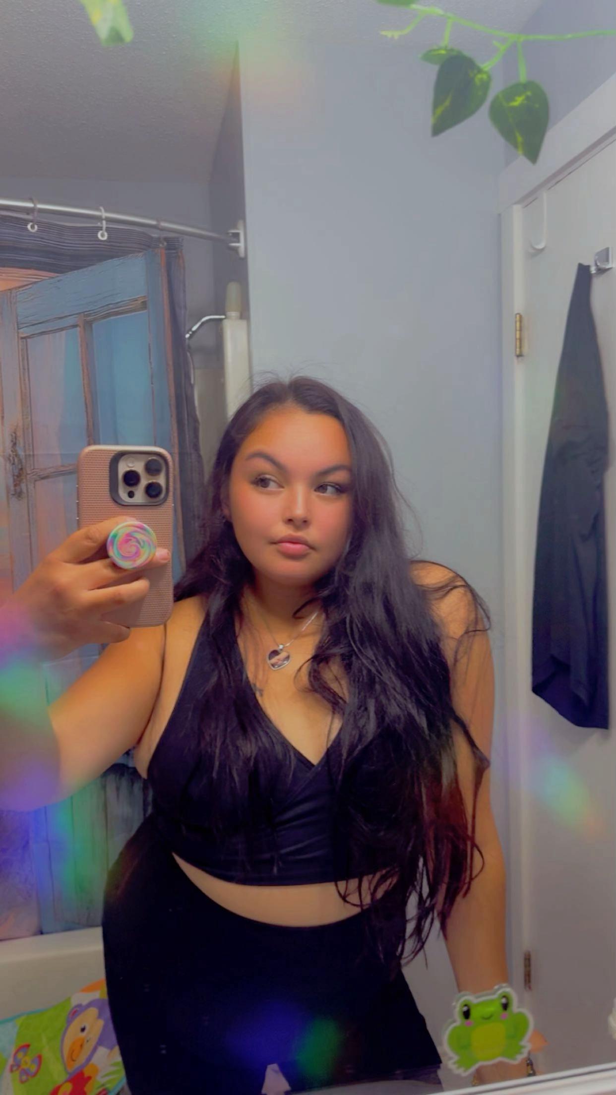 @AgathaThomas13