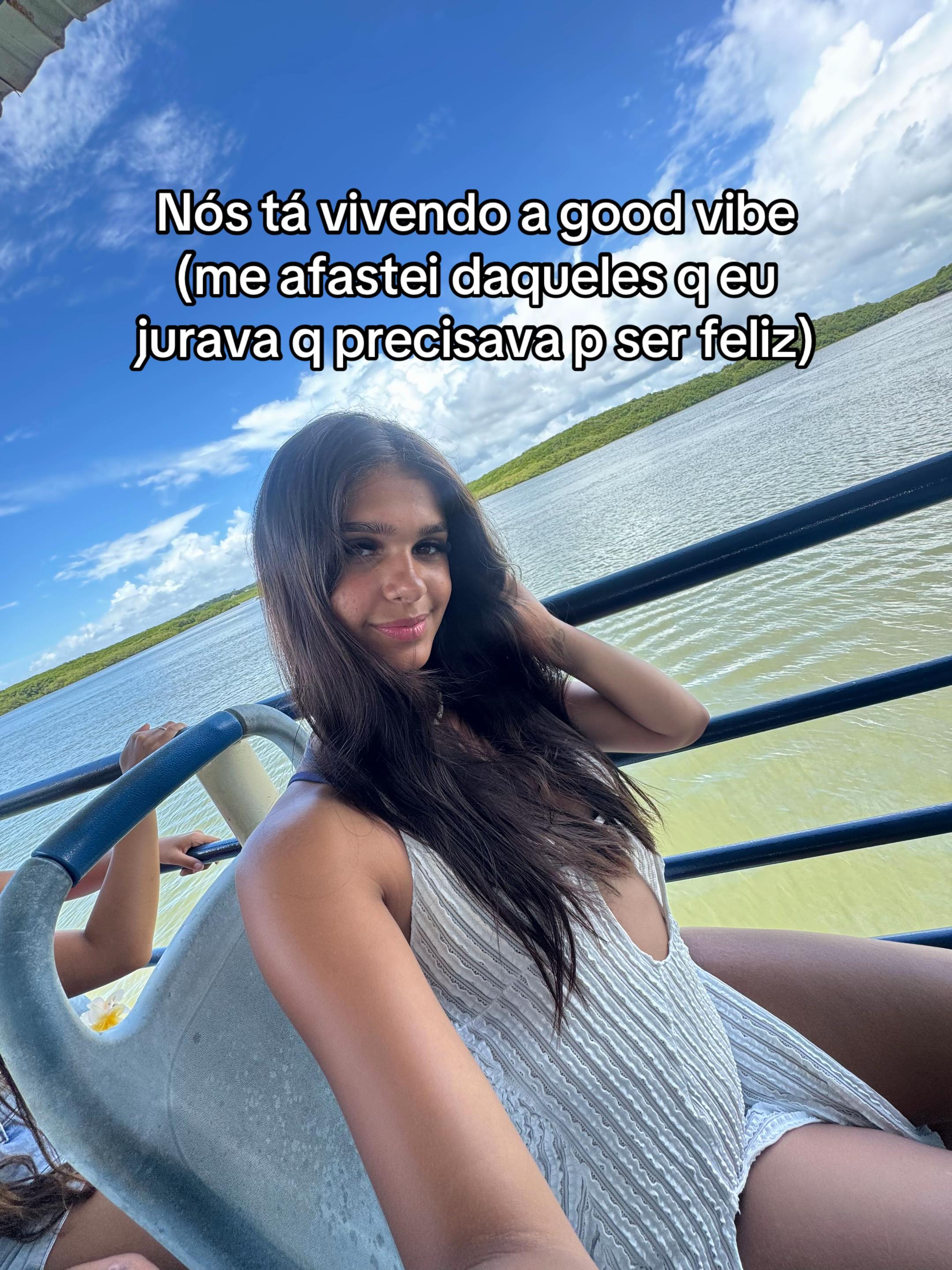 @gabsmorais01