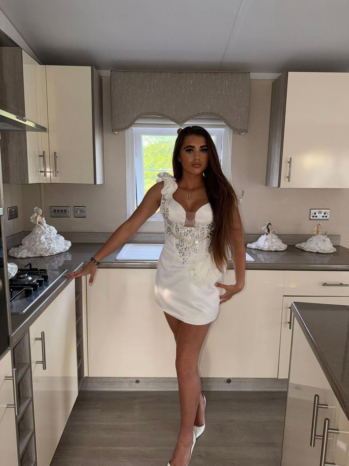 @dollybelle_brown5