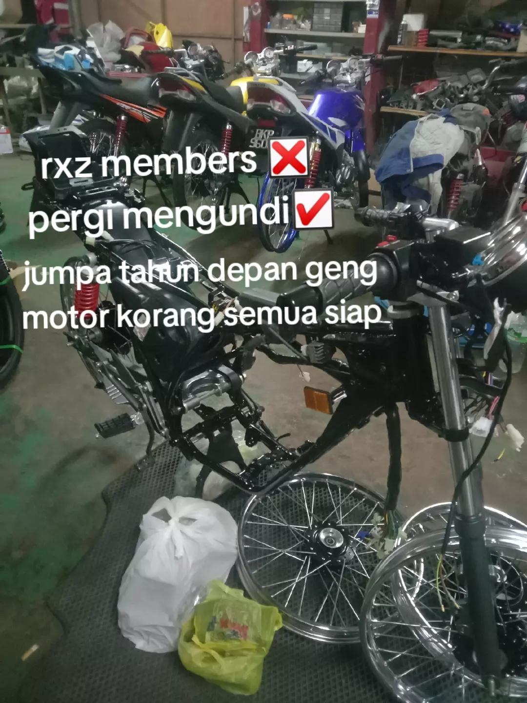 @Mus sunroof jelai
