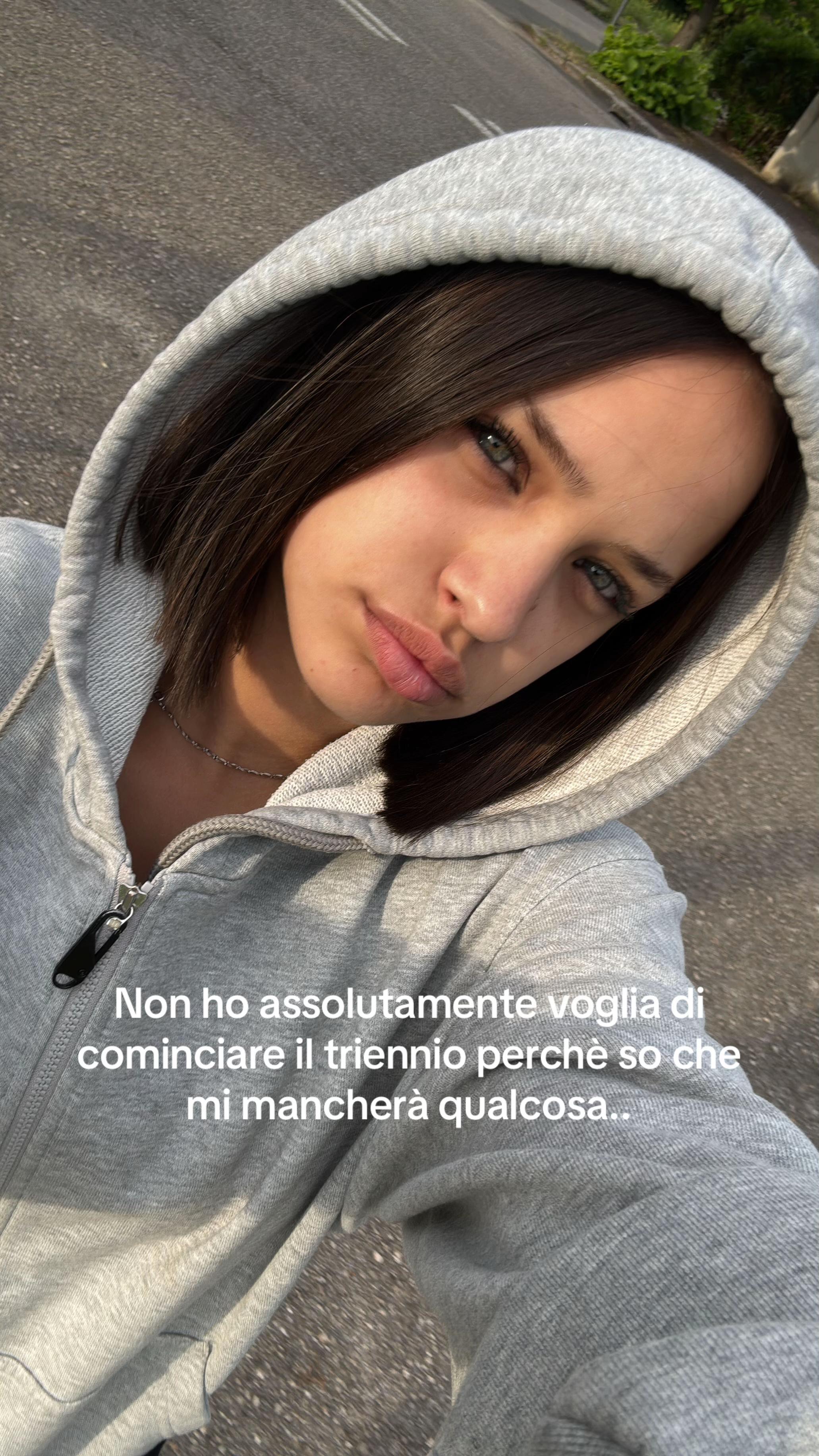 @nicole