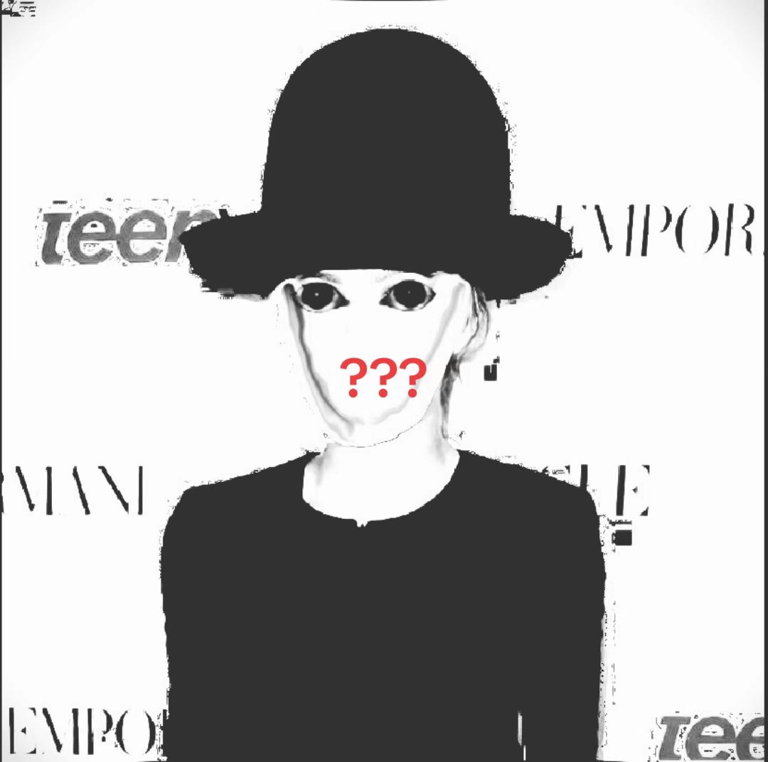 @Zendaya ‼️❓