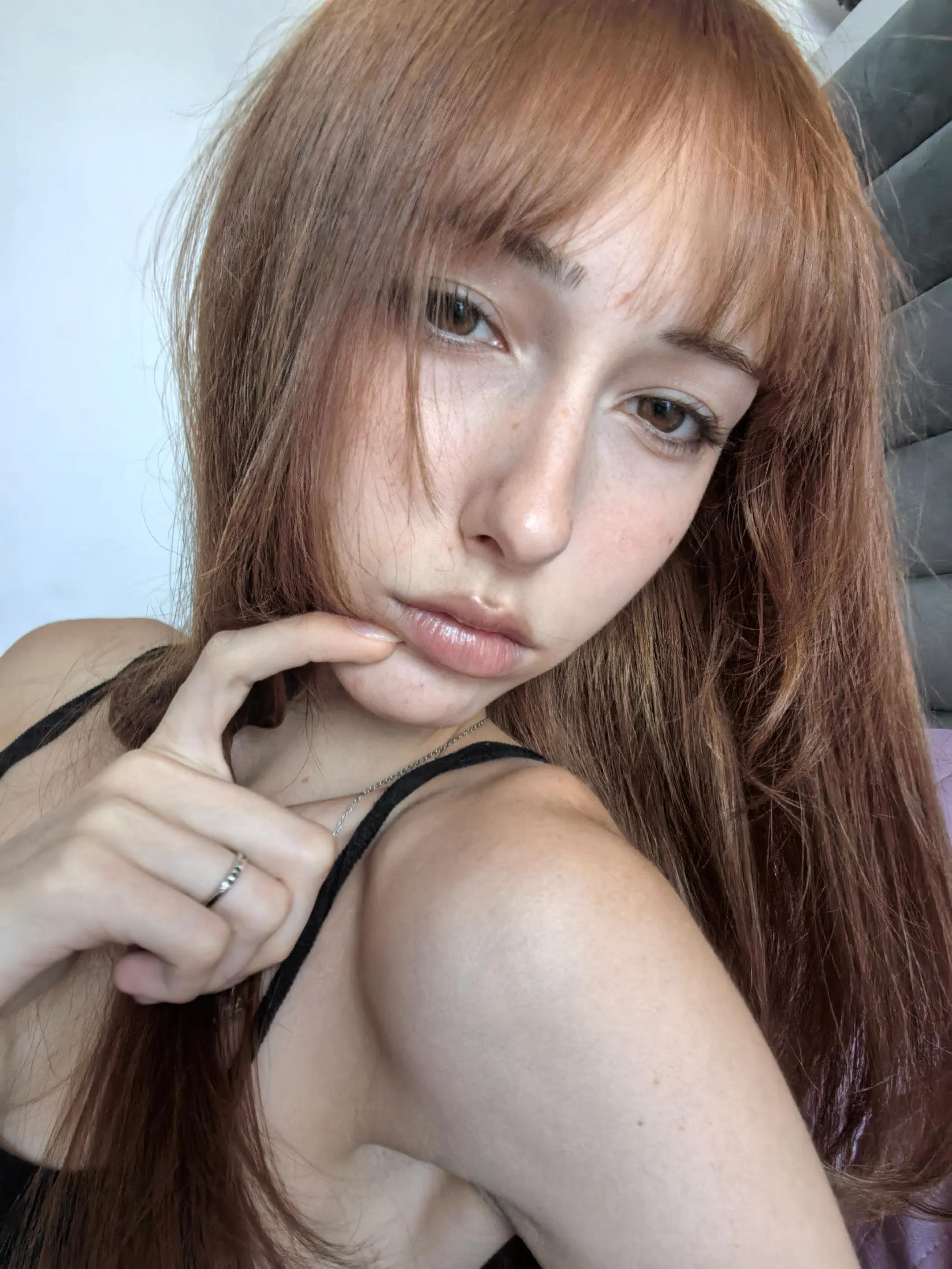 @анися